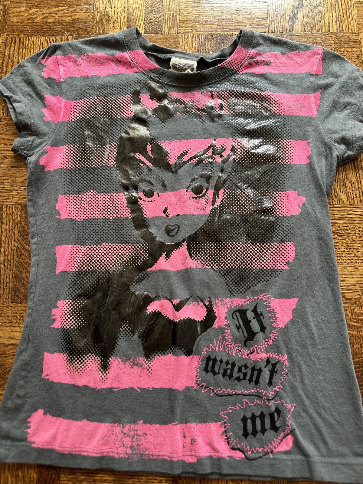 Disney × Vintage Vintage Y2K Tinkerbell It Wasn't Me Graphic Baby Tee Size S / US 4 / IT 40 - 2 Thumbnail