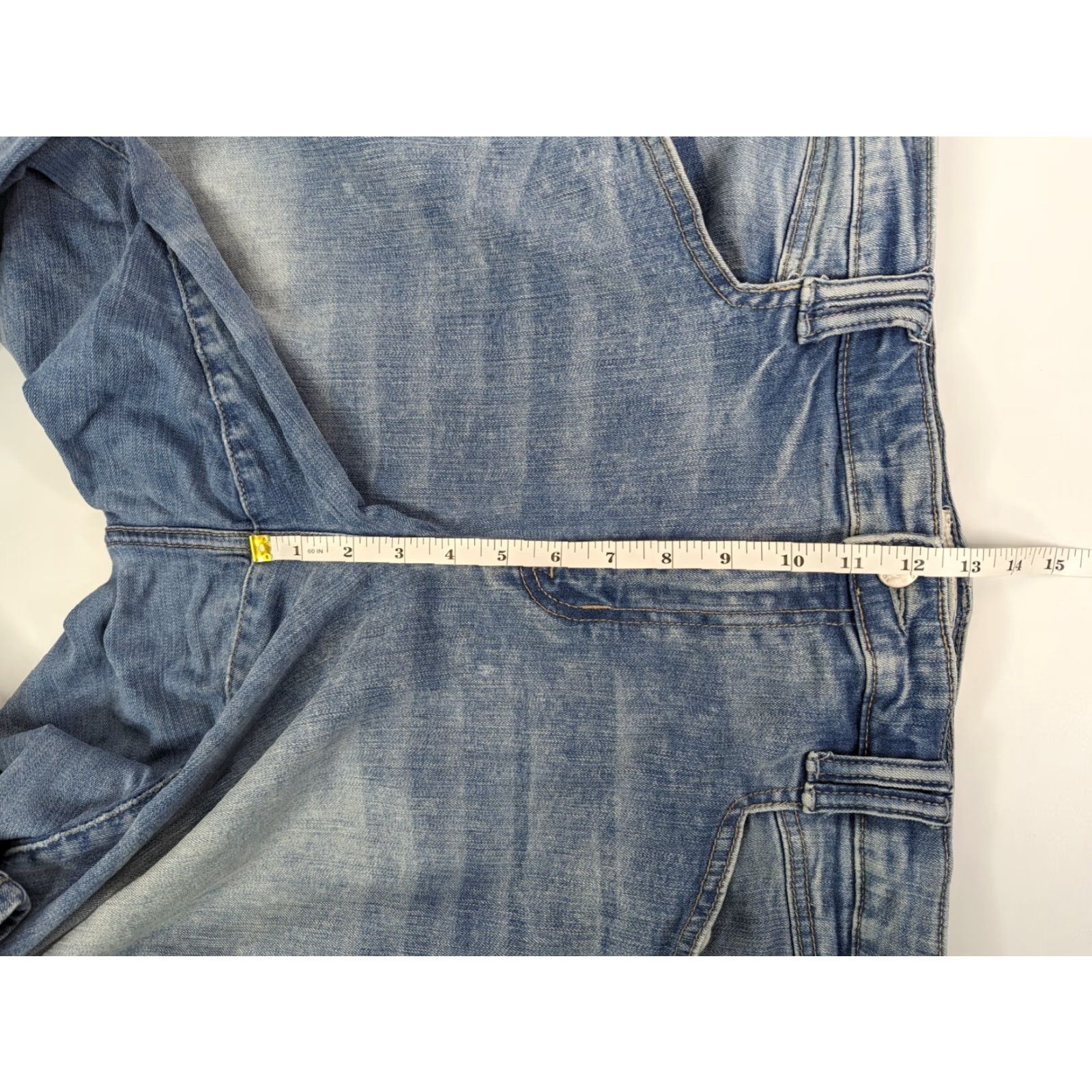 Torrid VINTAGE Torrid Boyfriend Straight Mid-Rise Jean Light Wash Womens Sz 22 Blue Stretch 5-Pocket Denim Jeans Size 40" / US 18 - 7 Thumbnail