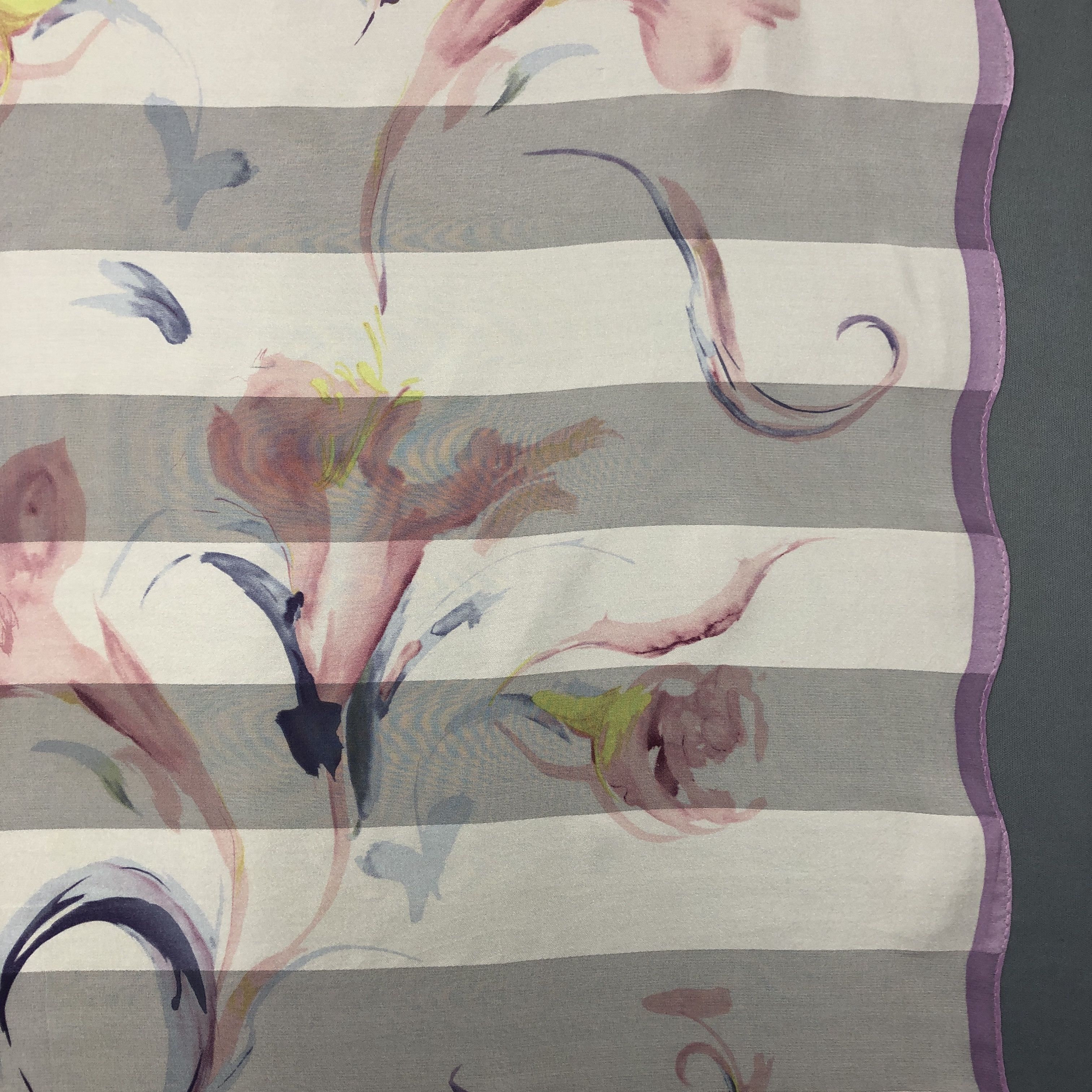 Designer × Vintage Vintage Basile SILK Scarf Twill Stole Wraps Scarves Size ONE SIZE - 5 Thumbnail