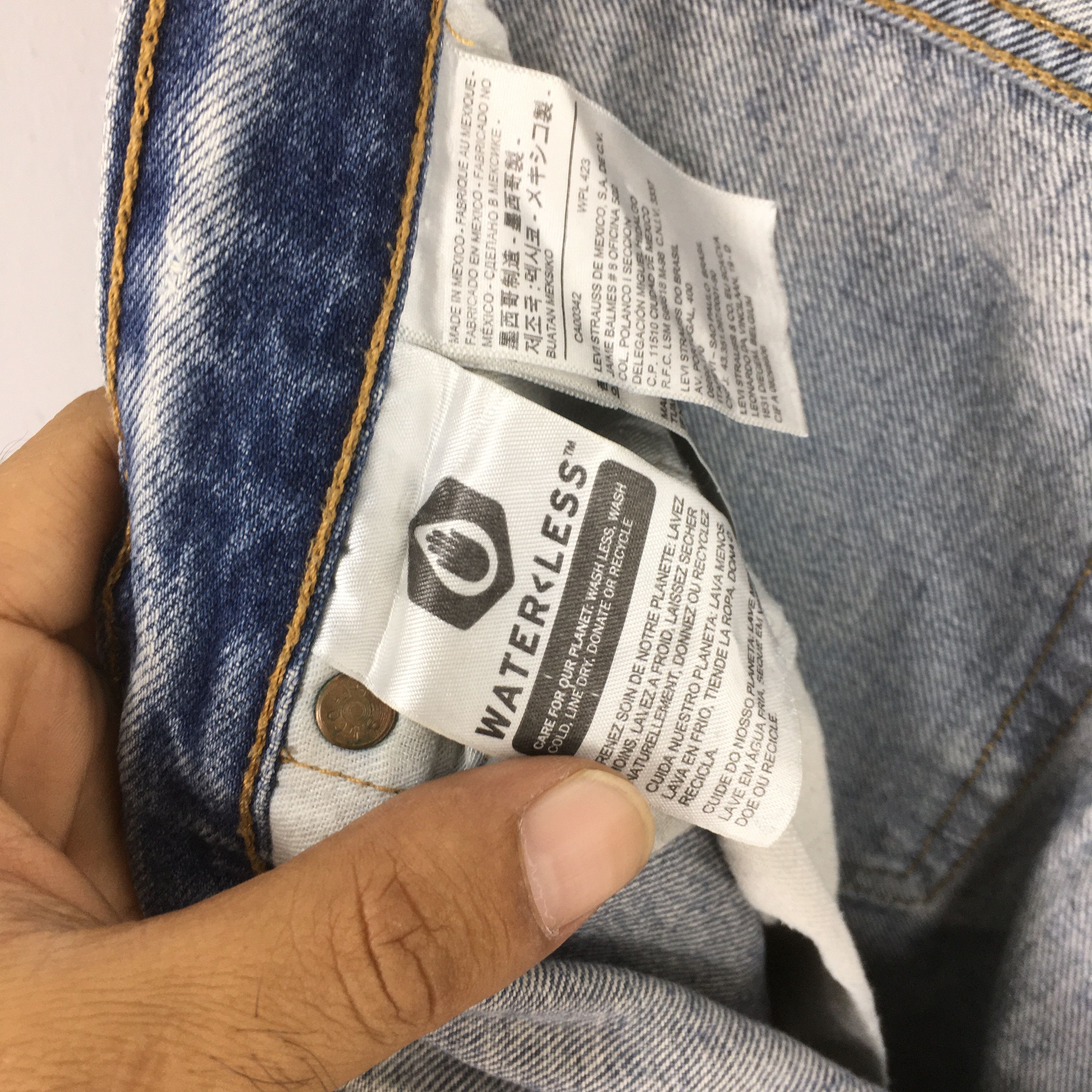 Levi's Size 31x32 Vintage 90s Levi's 501 Faded Dirty Jeans S652 Size US 31 - 12 Thumbnail