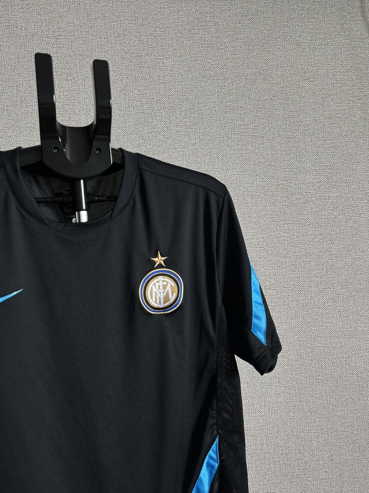 Nike 2010/11 Nike Internazionale Vintage Training Jersey Size US L / EU 52-54 / 3 - 2 Thumbnail