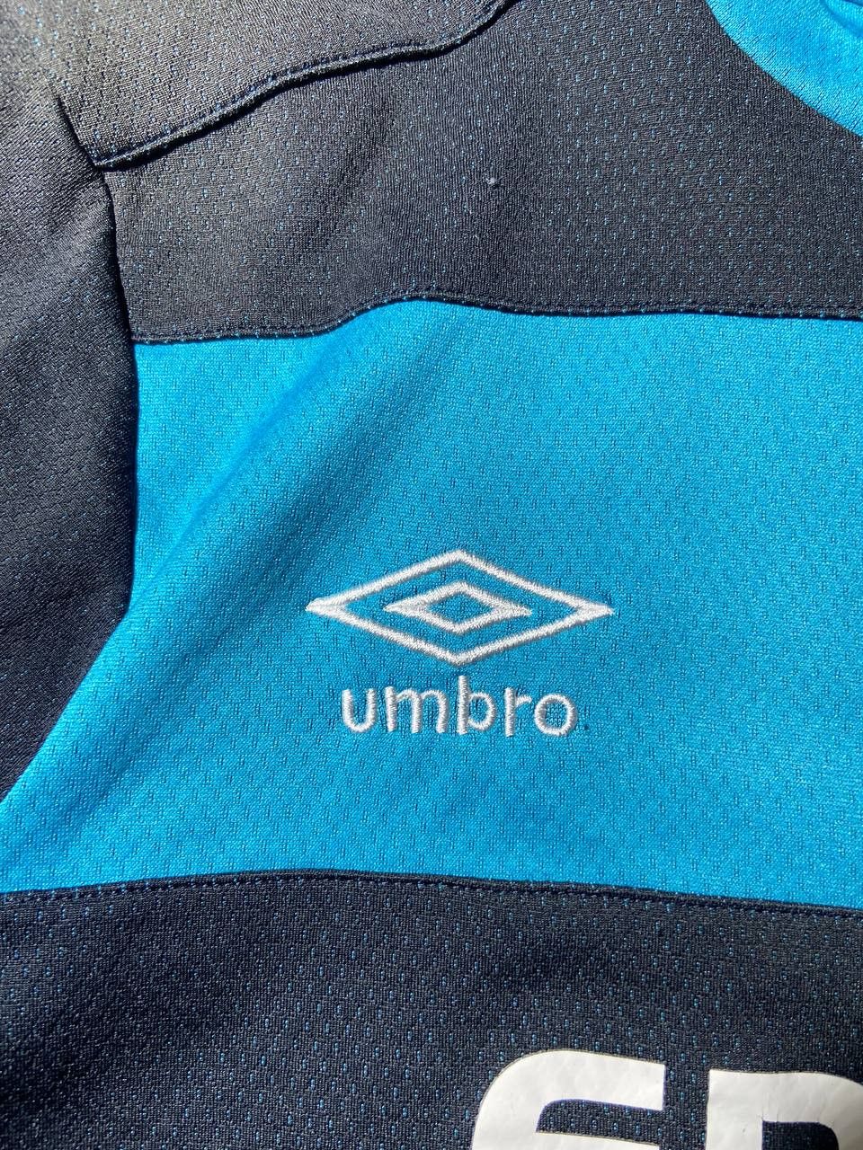 Umbro PSV eindhoven 2016 2017 away shirt Umbro soccer jersey Size US S / EU 44-46 / 1 - 6 Thumbnail