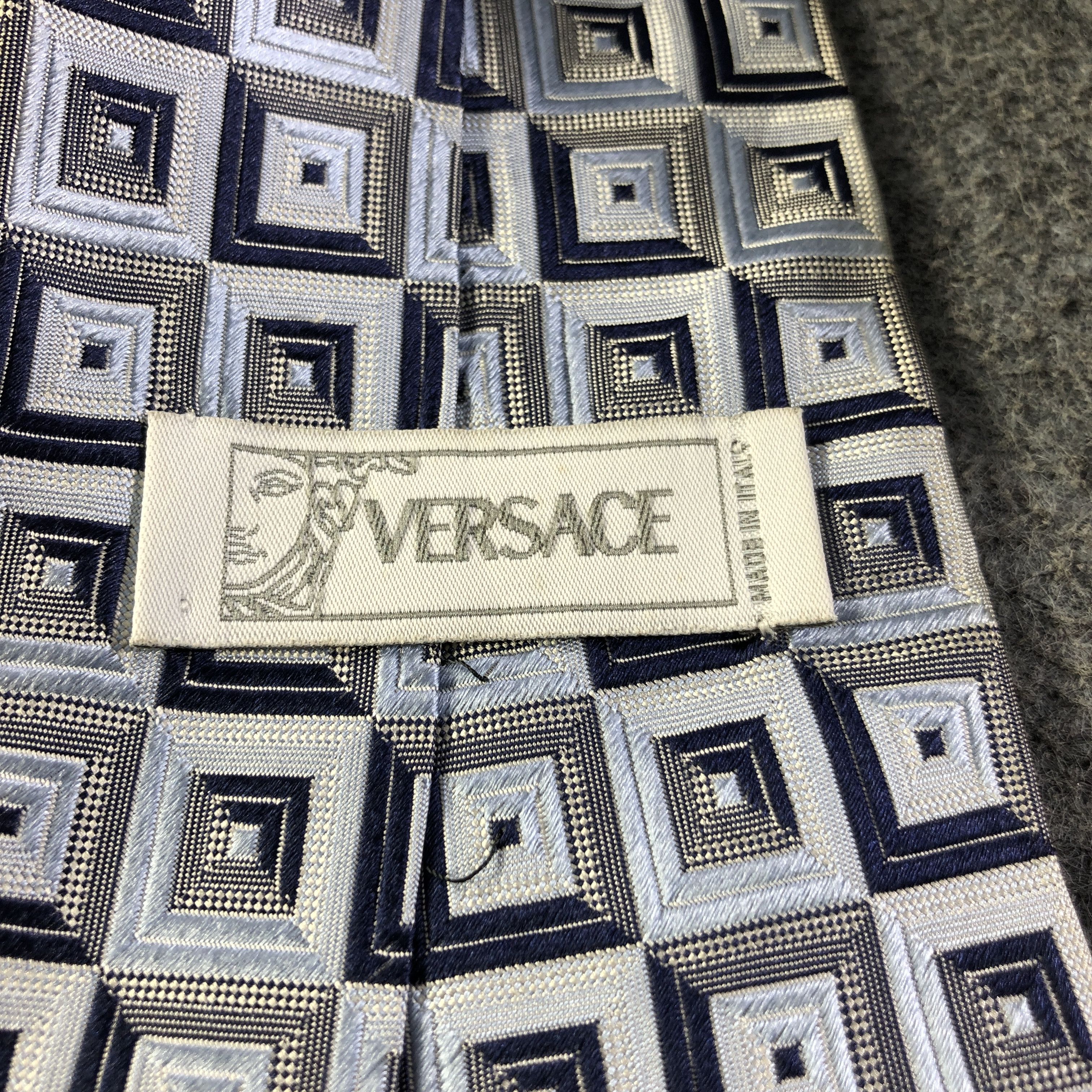 Versace × Vintage Versace Medusa Head Silk Neck Ties T120 Size ONE SIZE - 3 Thumbnail