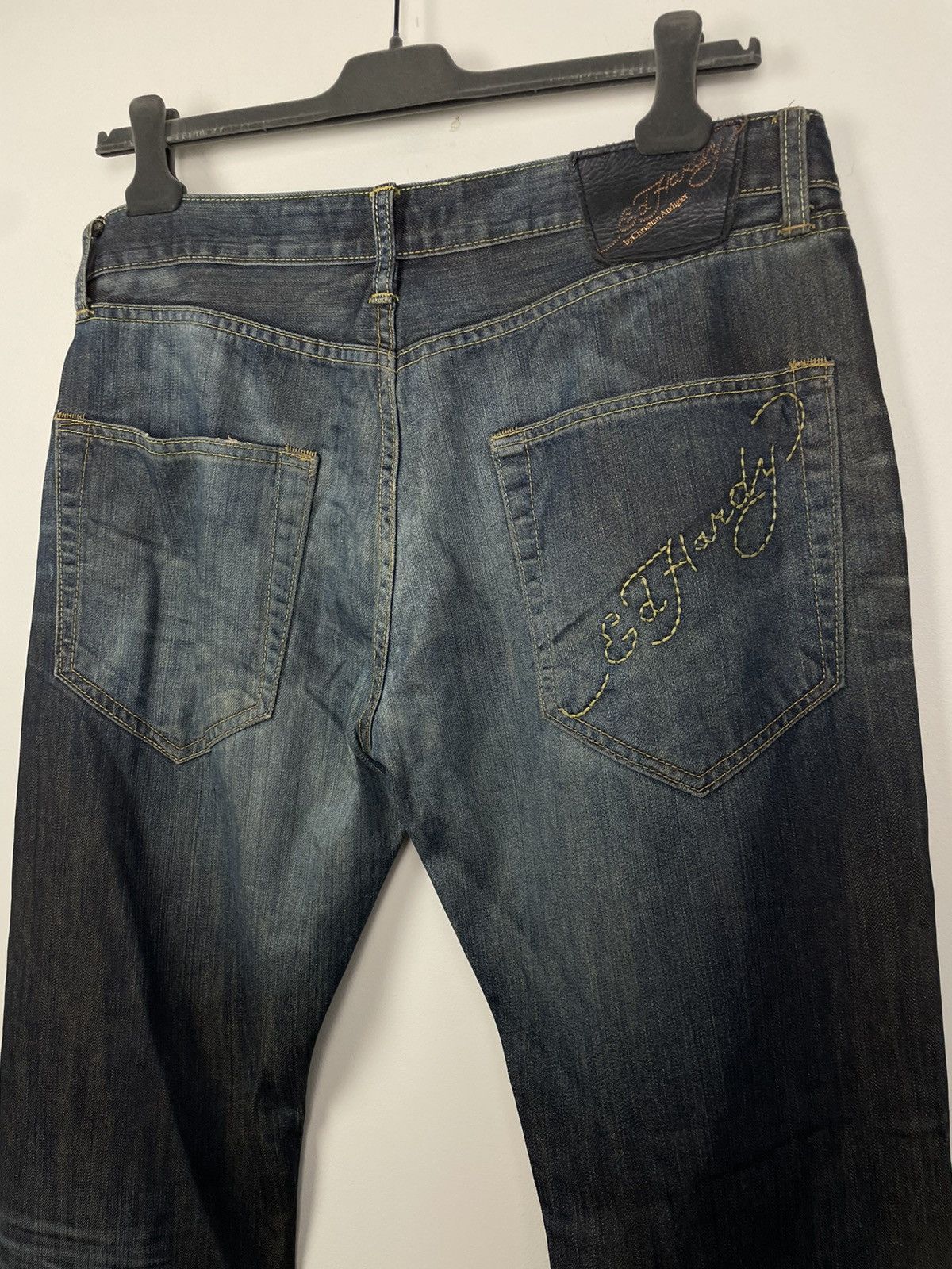 Y2K Back Pocket Logo Embroidery Mud Wash Jeans