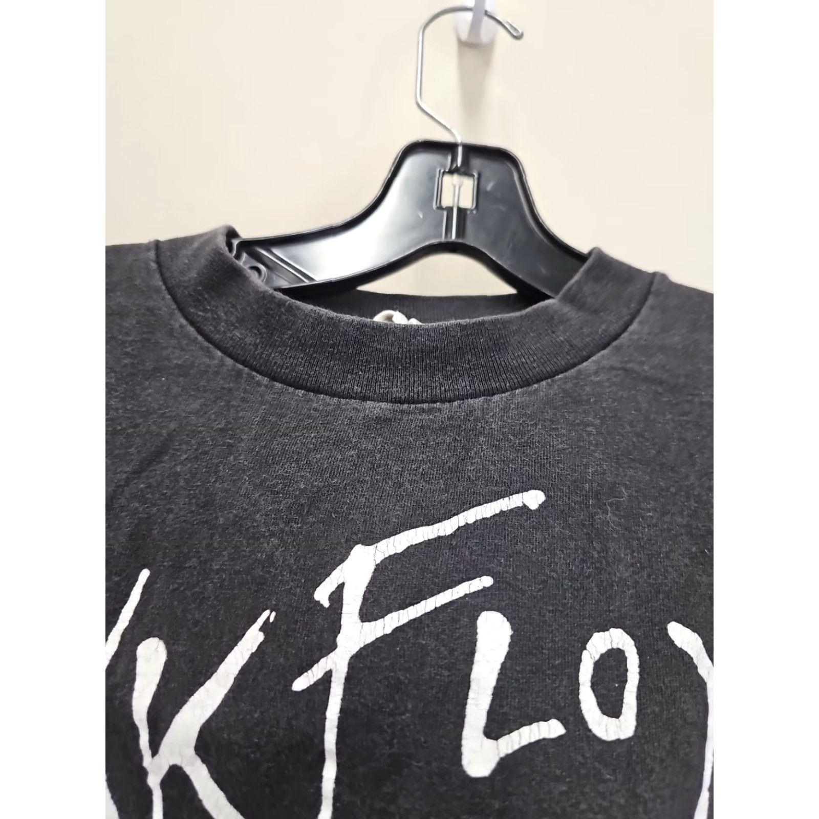 Vintage Vtg 90's Pink Floyd the Wall T-Shirt Medium Licensed Winterland Unisex Adults M Black 90s Theme Mens Womens Boys Girls Size US M / EU 48-50 / 2 - 2 Thumbnail