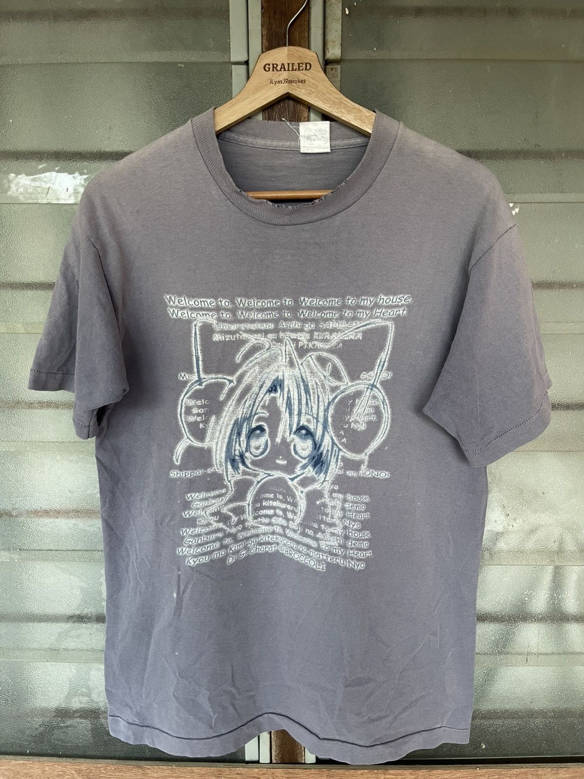 Vintage Vintage Graphic Anime Style Sun Faded Shirt Tee Size US M / EU 48-50 / 2 - 1 Thumbnail