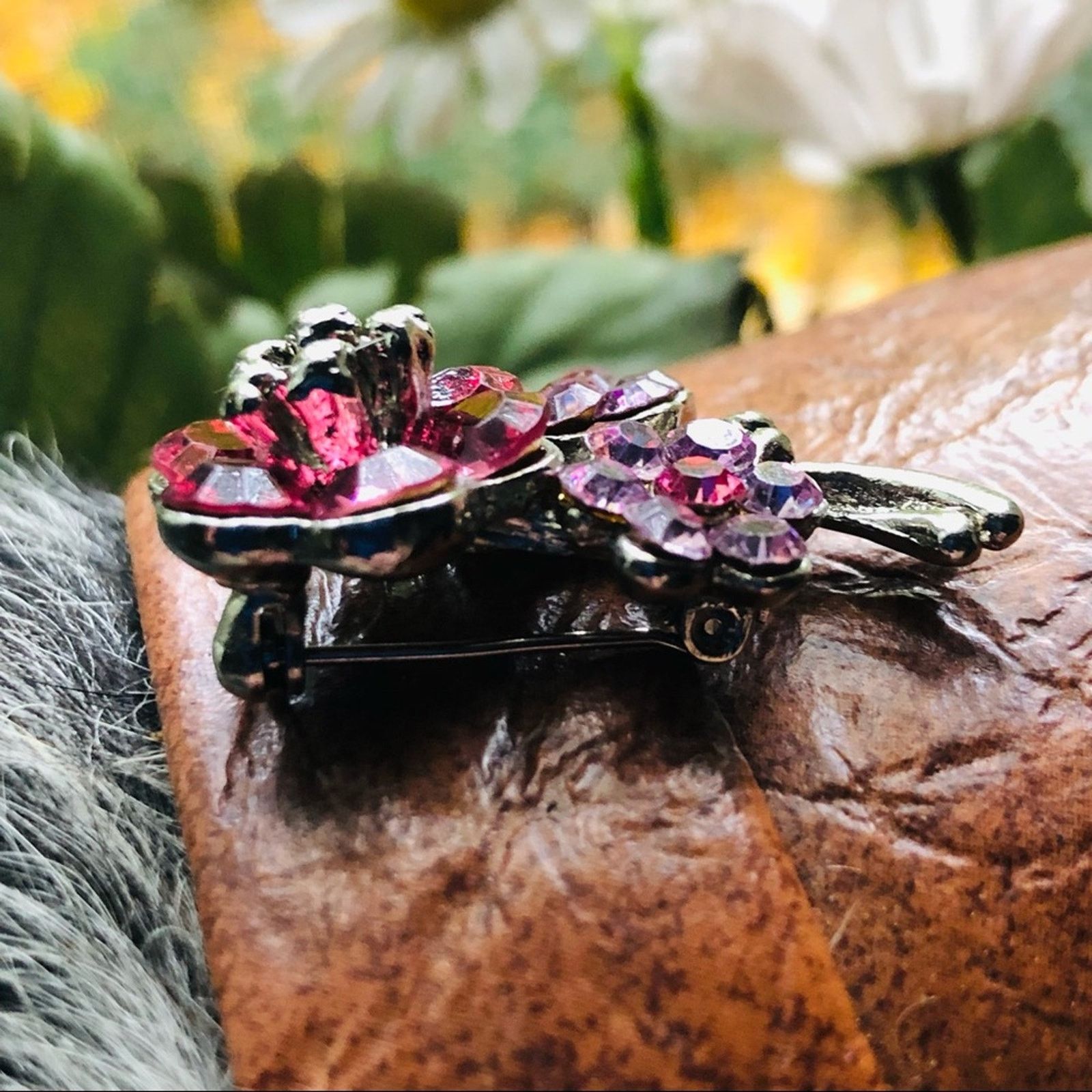 Vintage Vintage 80s pink and lilac stone floral pin brooch Size ONE SIZE - 4 Thumbnail