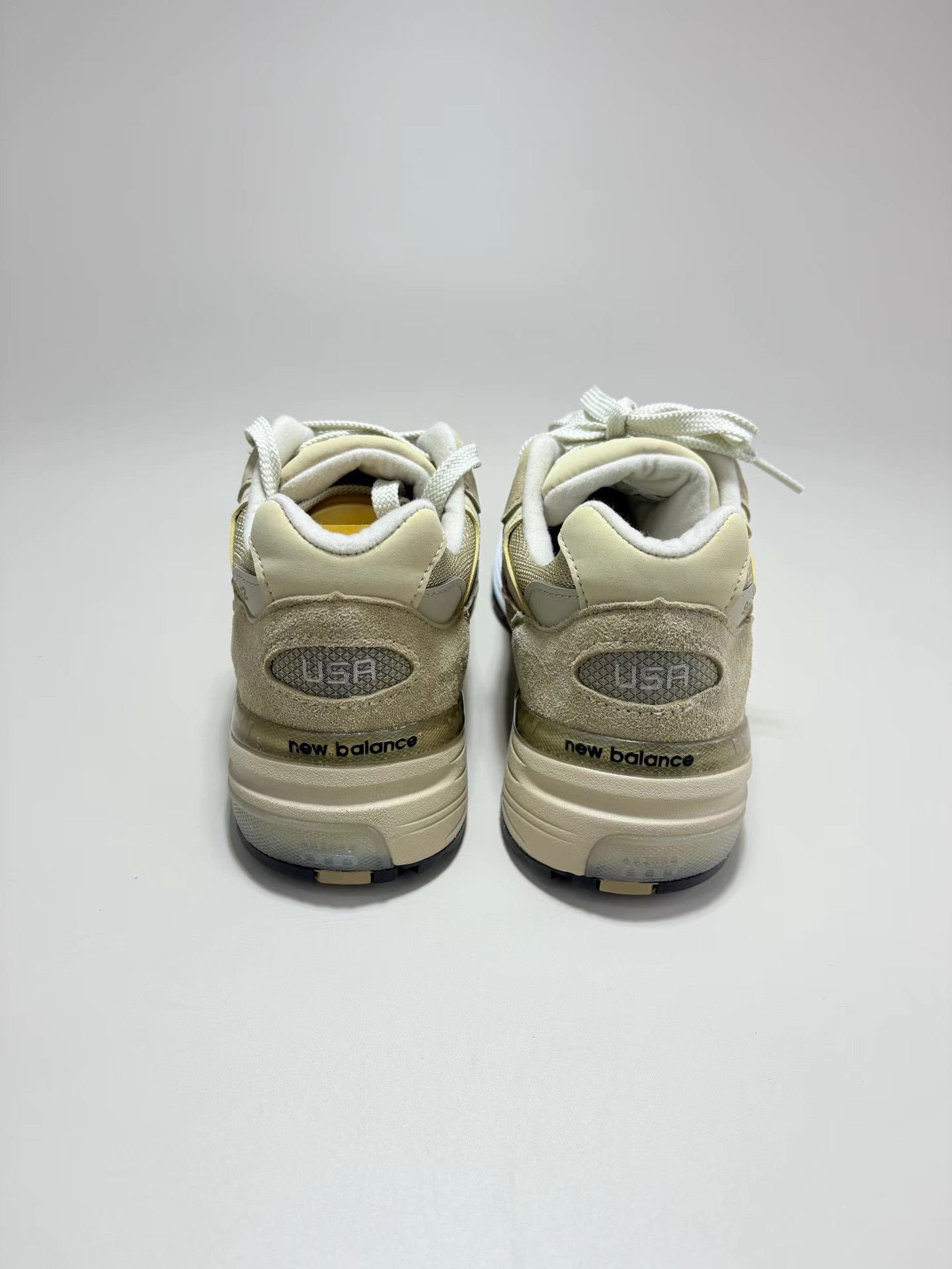 New Balance NEW BALANCE 992 Desert Casual Sneakers Size US 6.5 / EU 39-40 - 3 Thumbnail