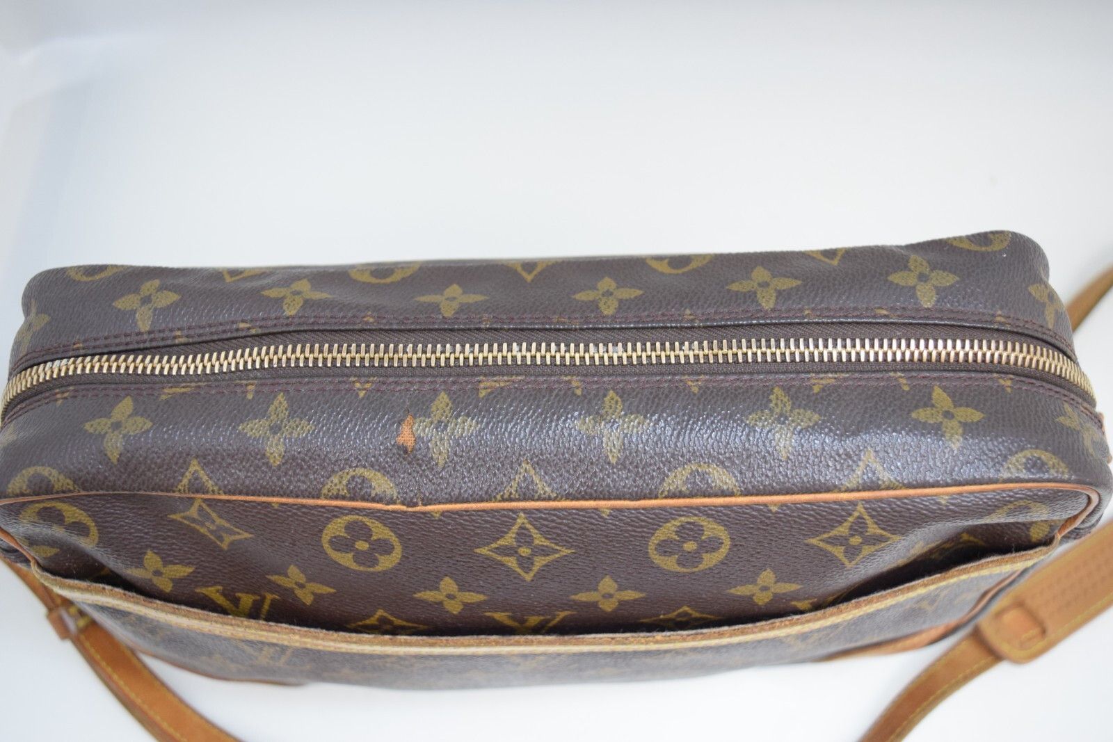 Louis Vuitton LV Trocadero 27 Crossbody Bag Monogram Canvas M51274 Size ONE SIZE - 12 Thumbnail