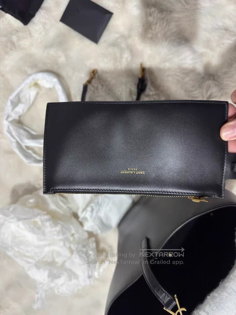 Saint Laurent Paris Saint Laurent Paris Large Black Gold Leather Bucket Bag Size ONE SIZE - 7 Thumbnail