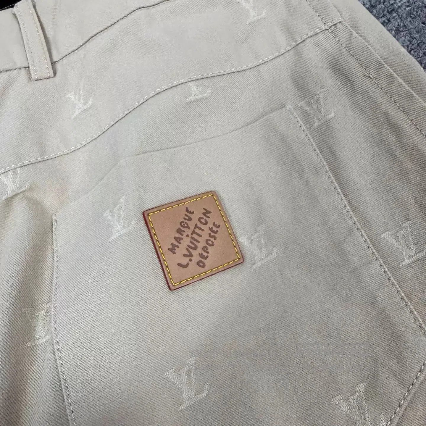 Louis Vuitton Beige Monogram Casual Pants Size 28. Size US 28 / EU 44 - 5 Thumbnail