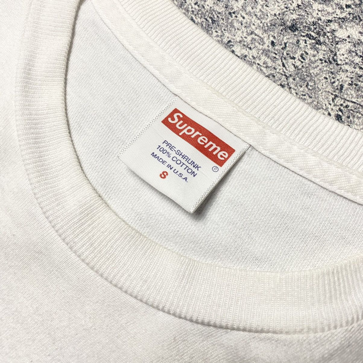 Spitfire × Supreme ❌SOLD OUT ❌ Supreme X Spitfire Swirl White Tee. Size US S / EU 44-46 / 1 - 7 Thumbnail