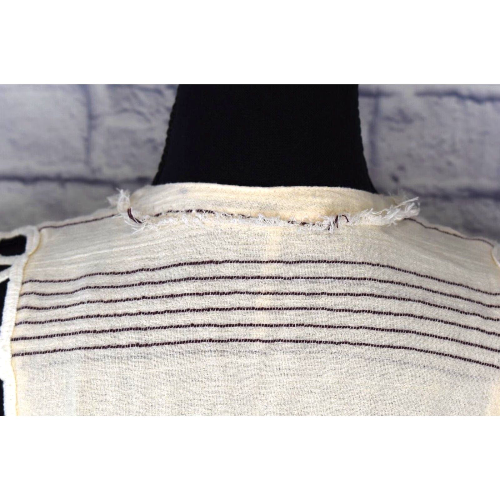 Free People VINTAGE Free People Button-Up Cropped Top Shirt Women S Cream Bohemian Hippie 100% Cotton Short Sleeve V Neck Size S / US 4 / IT 40 - 4 Thumbnail