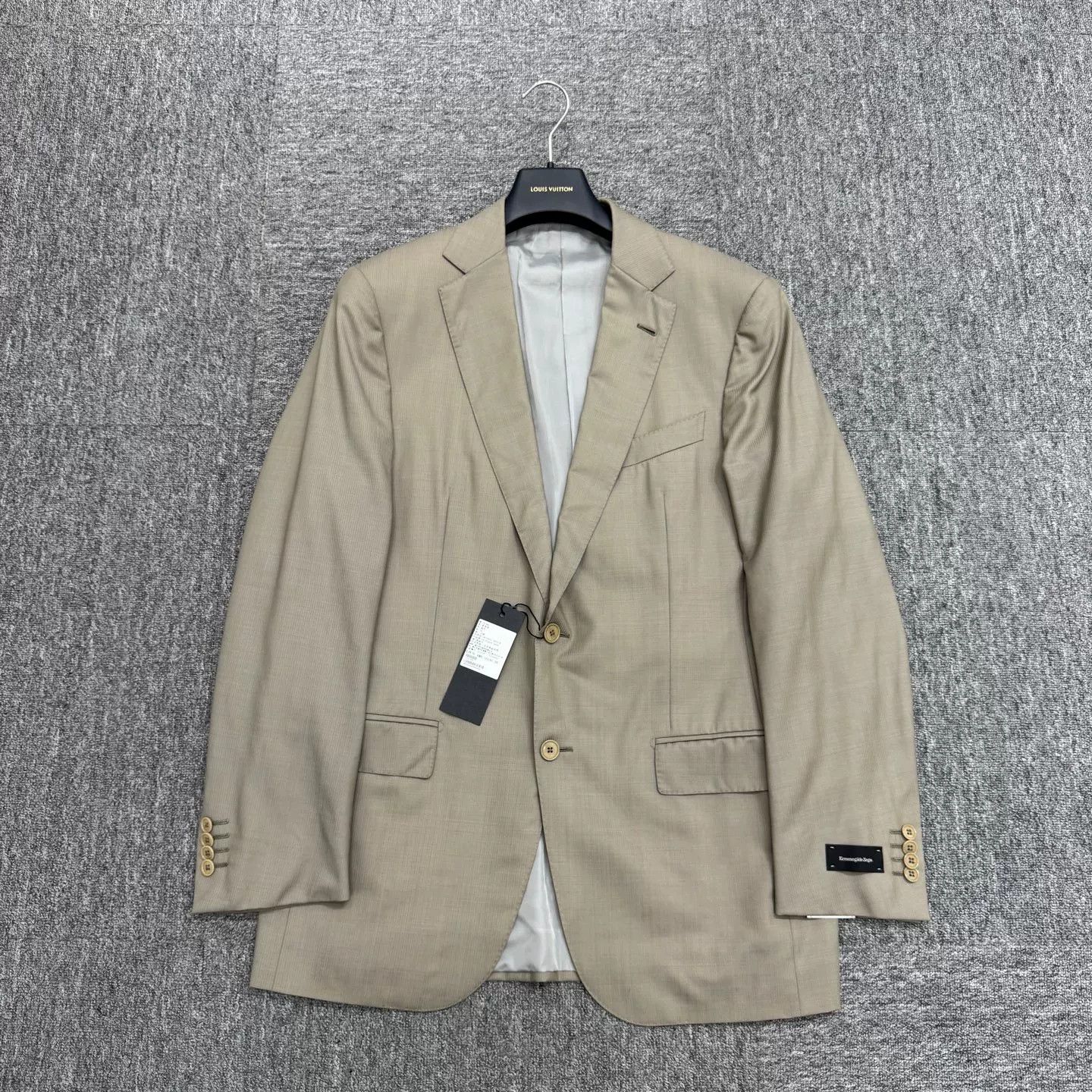 Ermenegildo Zegna Ermenegildo Zegna Check Wool Blazer Size US M / EU 48-50 / 2 - 1 Thumbnail