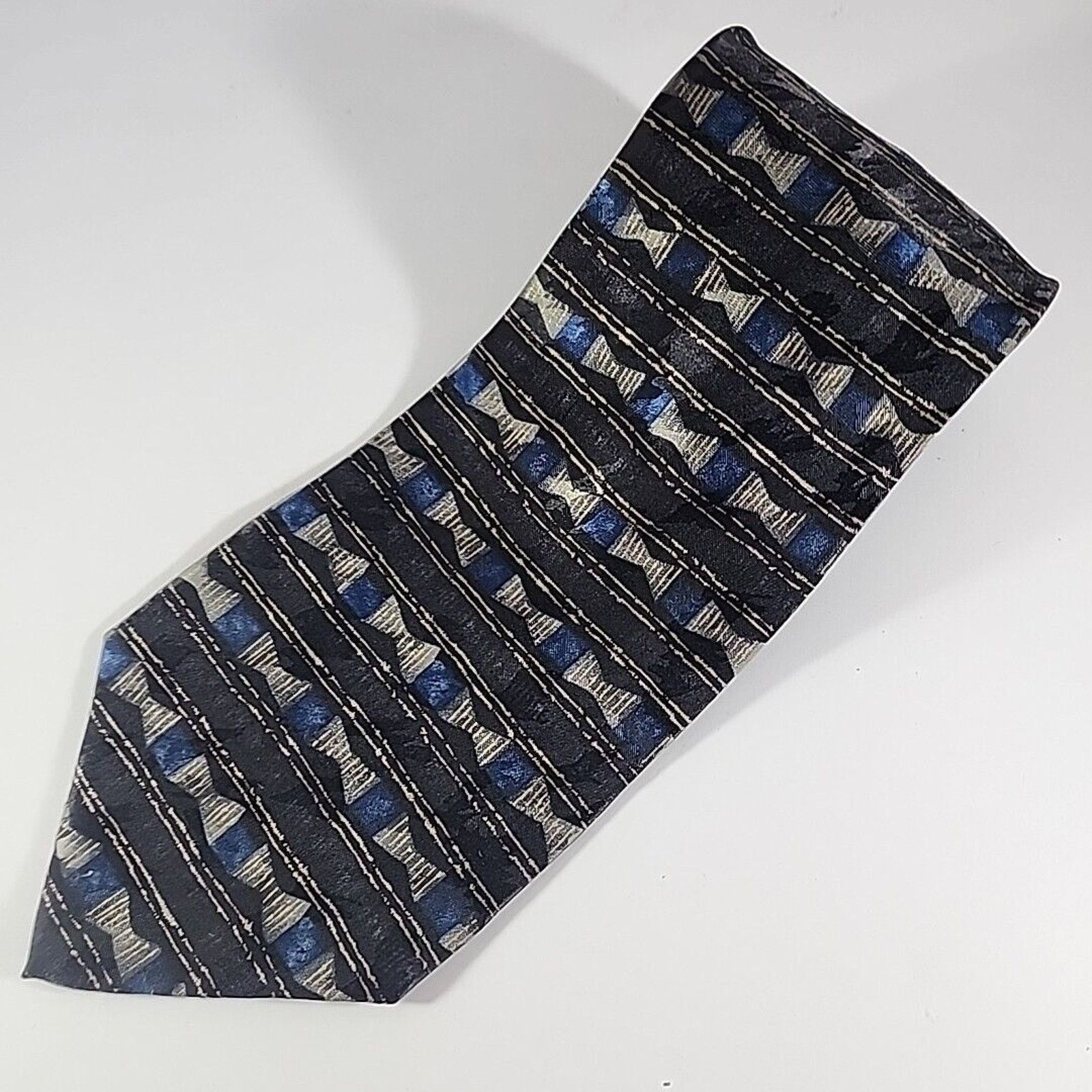 Geoffrey Beene Geoffery Beene Blue Geometric Silk Necktie - Made in Italy Size ONE SIZE - 4 Thumbnail