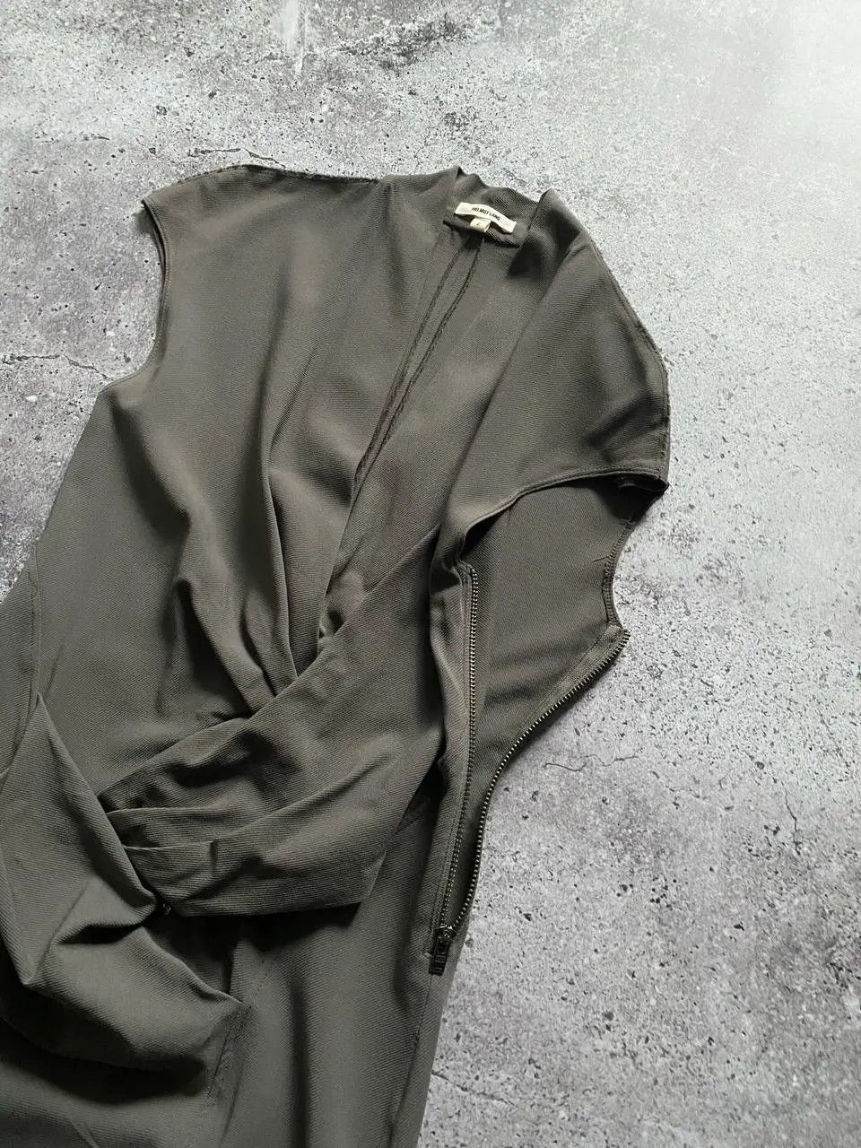 Helmut Lang HELMUT LANG V NECK DRAPED SHEAT SLEEVELESS PIXEL DRESS Size XS / US 0-2 / IT 36-38 - 4 Thumbnail