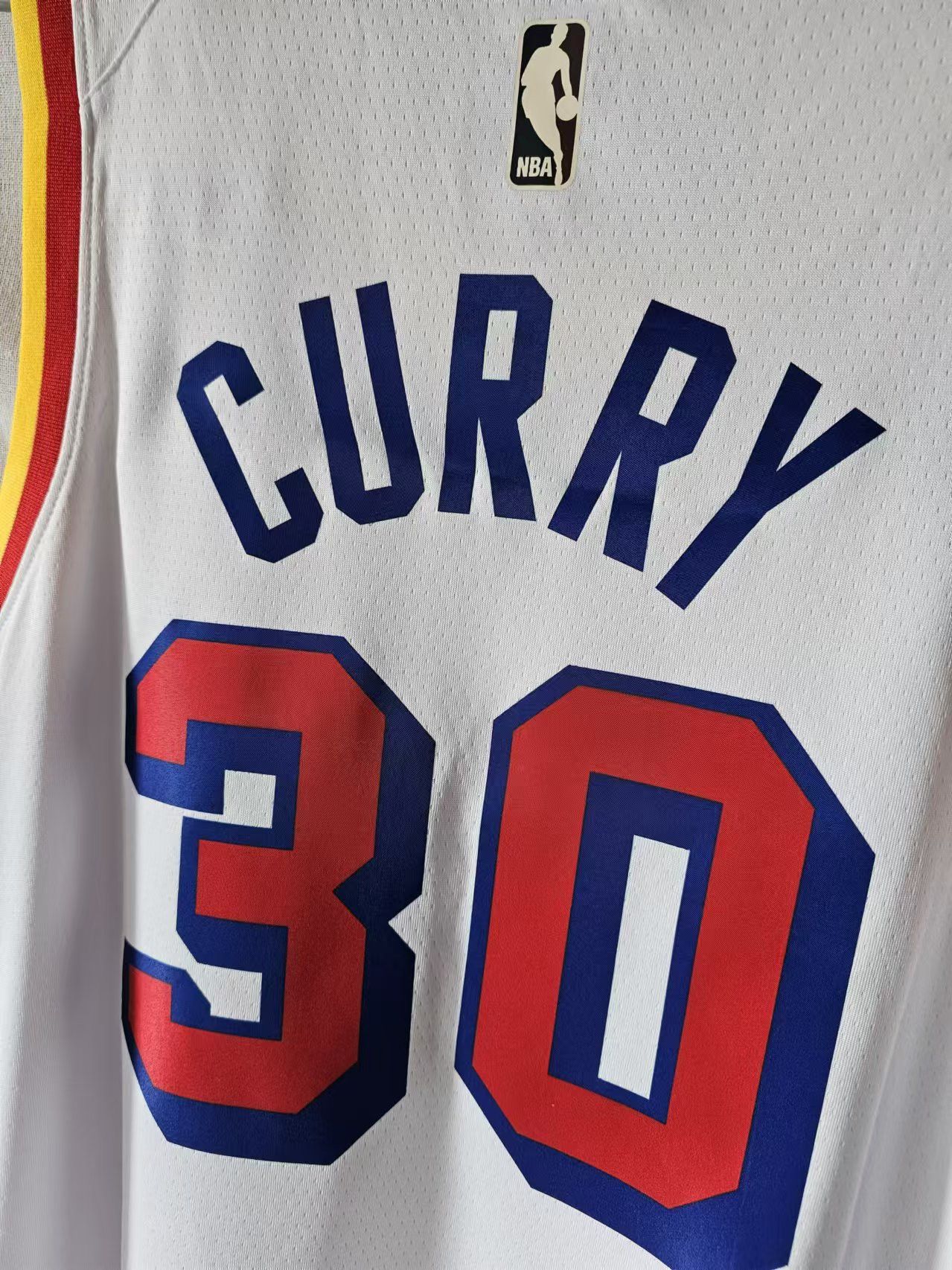 NBA Golden State Warriors 30 Stephen Curry Jersey Size US L / EU 52-54 / 3 - 4 Thumbnail
