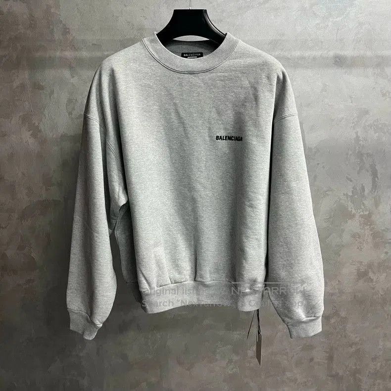 Balenciaga Balenciaga Grey Logo Print Sweatshirt. Size US S / EU 44-46 / 1 - 1 Thumbnail