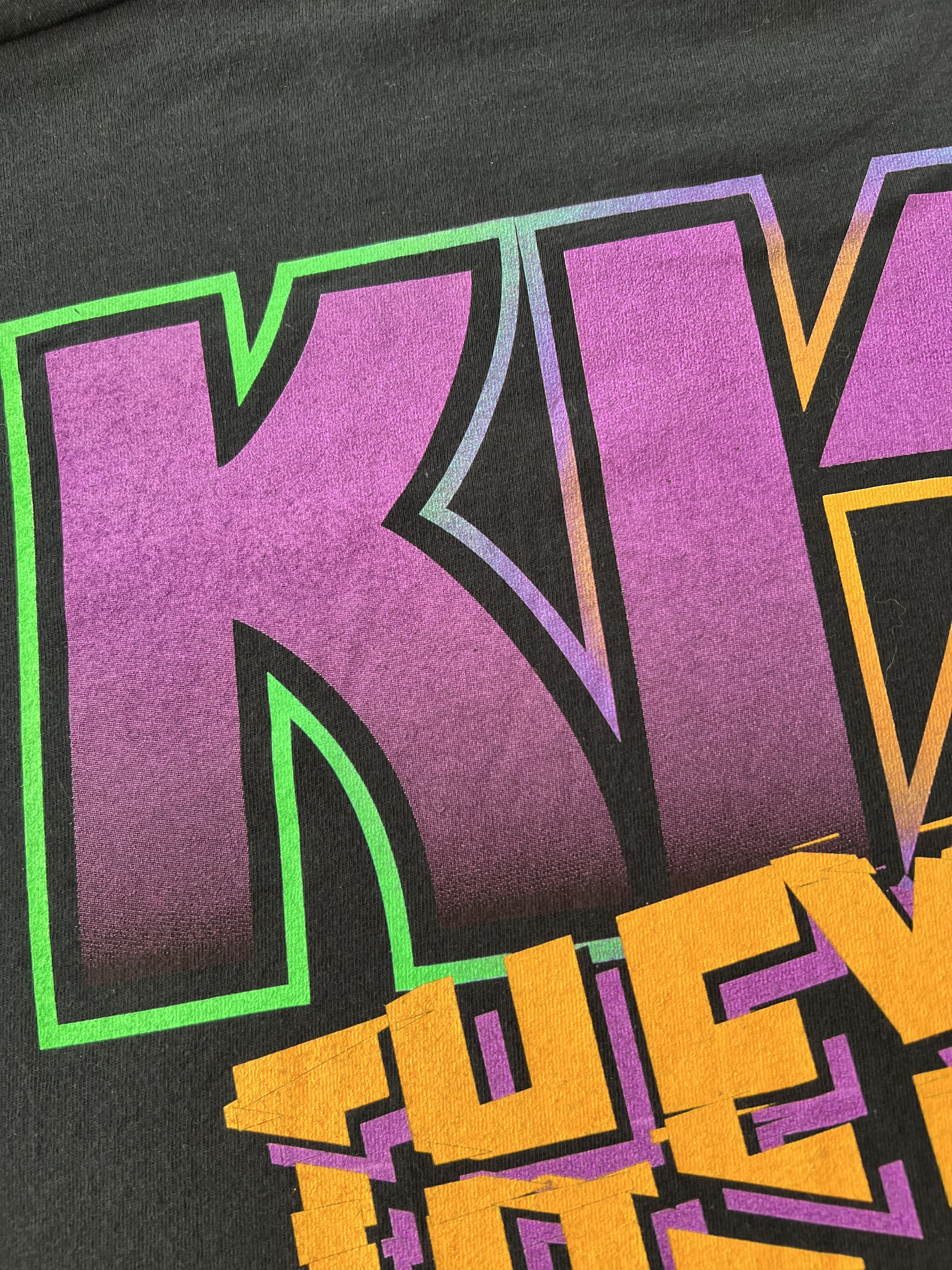 Band Tees Vintage 1996 Kiss They're Back Alive Worldwide 96 97 T-shirt Size US XL / EU 56 / 4 - 14 Thumbnail
