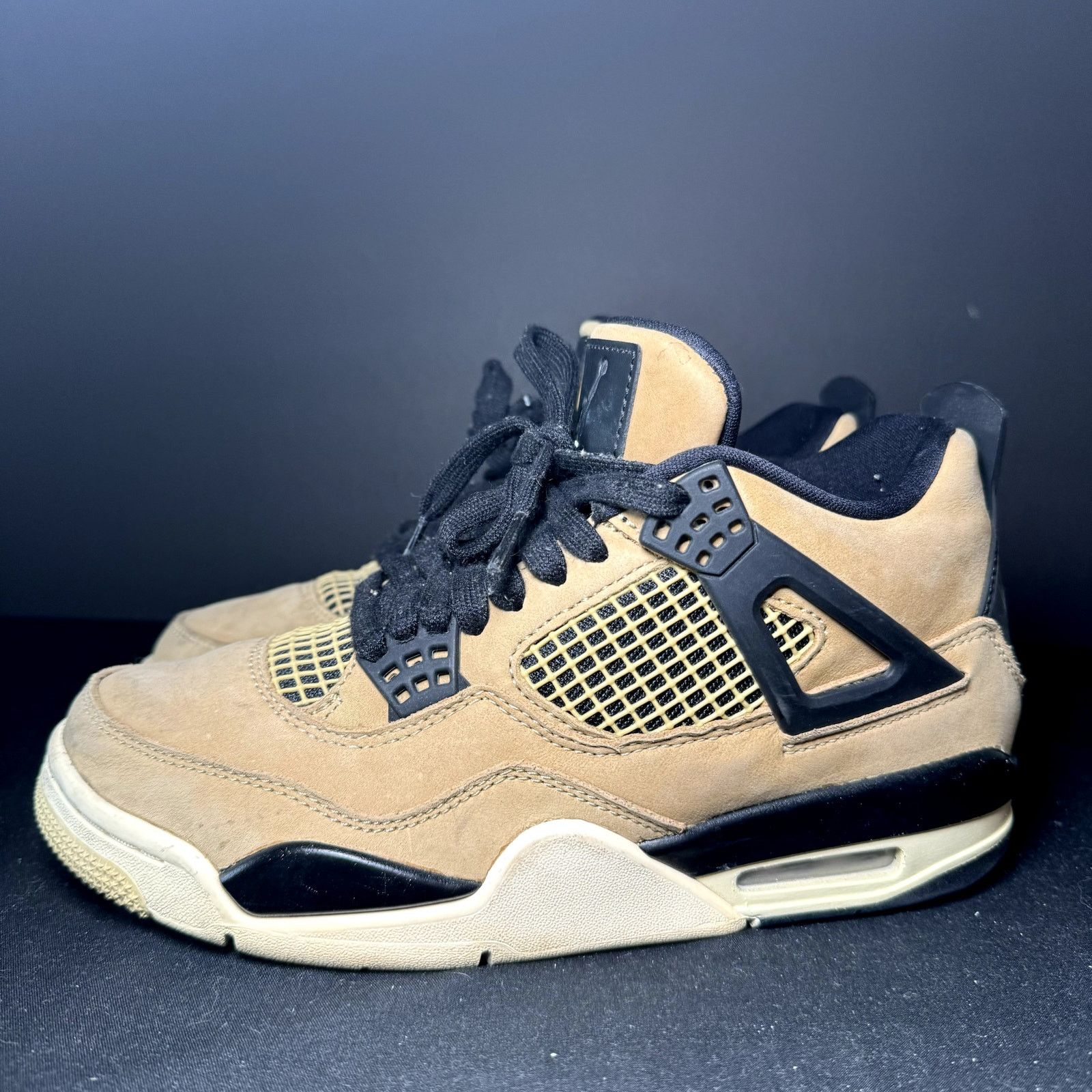 Jordan Brand × Nike Size 7 - Wmns Nike Air Jordan 4 Retro Mushroom Women's Shoes Size US 7 / IT 37 - 8 Thumbnail