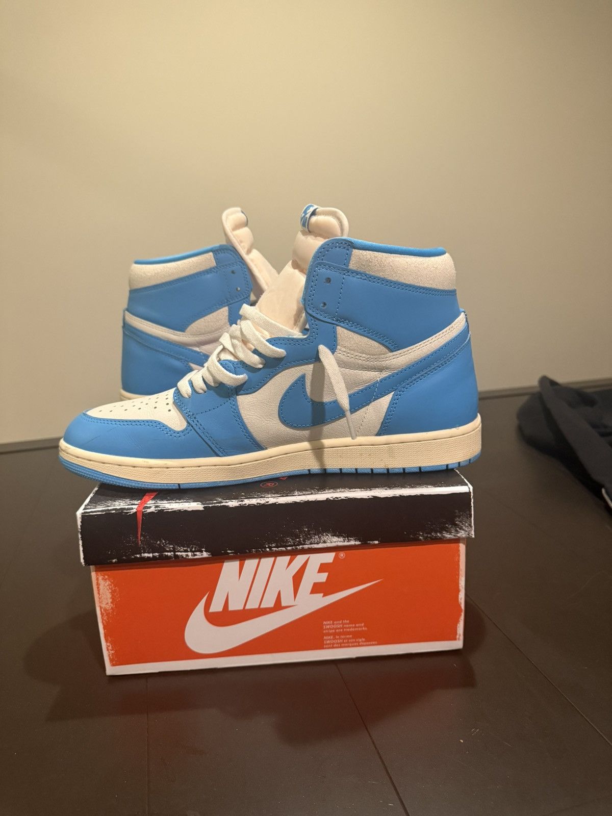 Jordan Brand Jordan 1 UNC Size US 12 / EU 45 - 6 Thumbnail