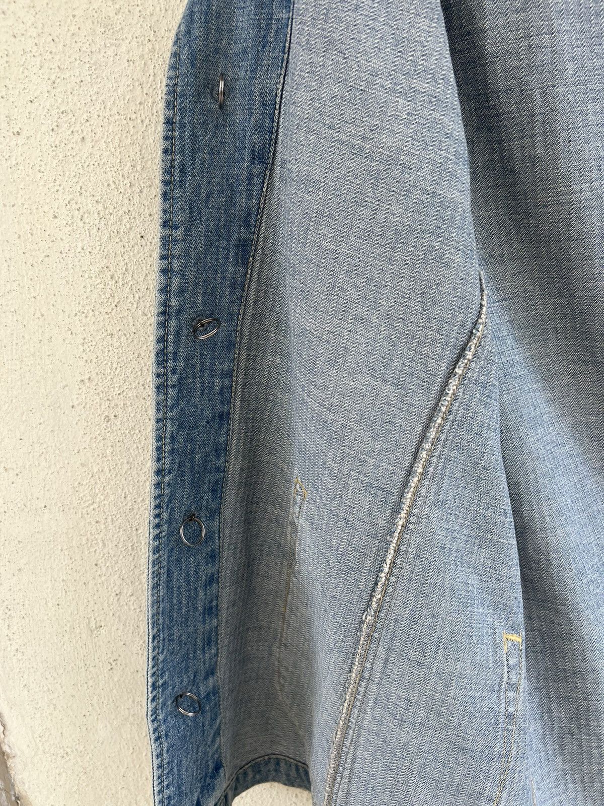 Levi's Vintage 2004 Levi’s Redloop Fade Blue HBT Denim Chore Jacket Size US M / EU 48-50 / 2 - 16 Thumbnail