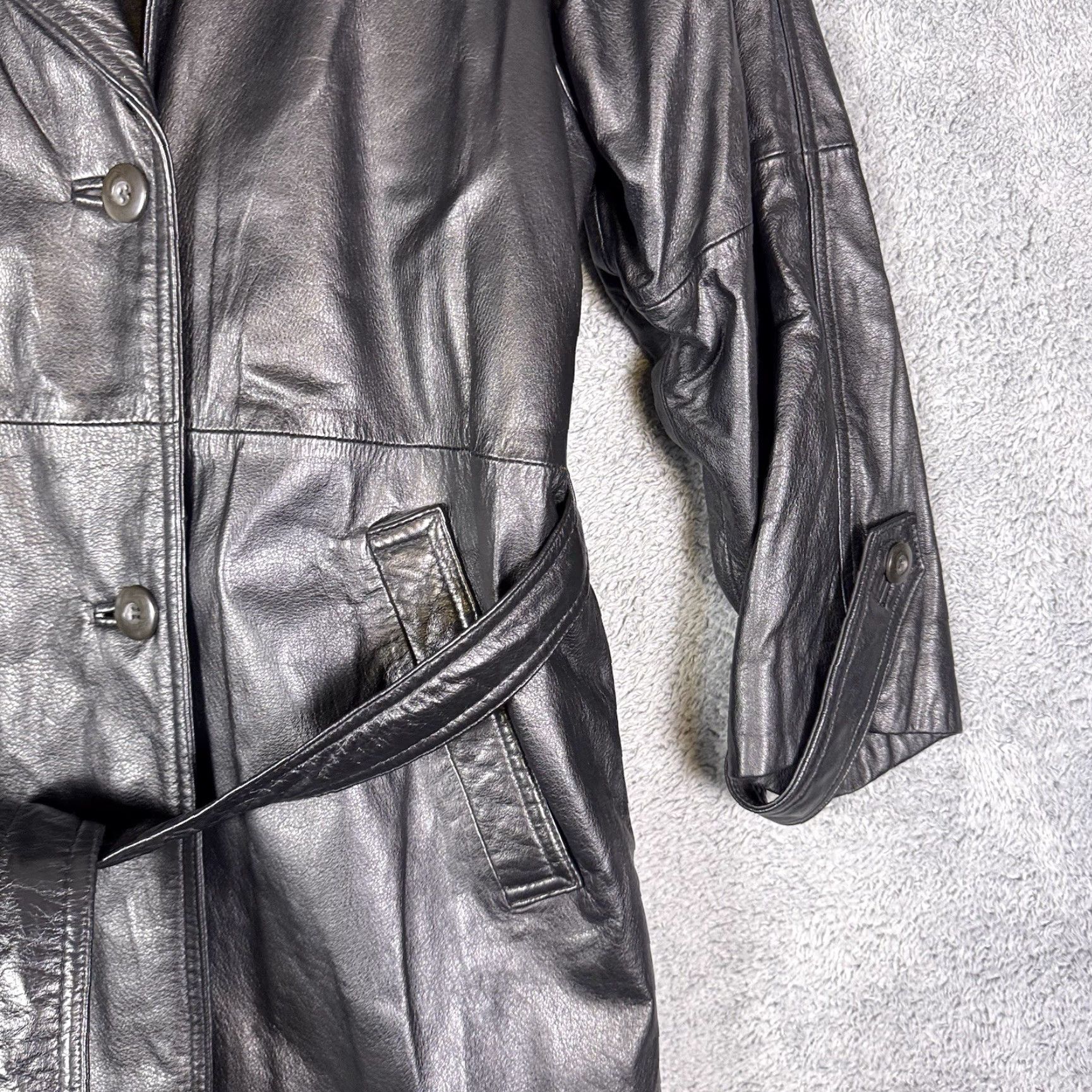 Vintage VINTAGE Wilsons Leather Jacket Womens L Belted Double Breasted Trench Coat Thinsulate Black Long Sleeve Jacket Coat Size L / US 10 / IT 46 - 5 Thumbnail