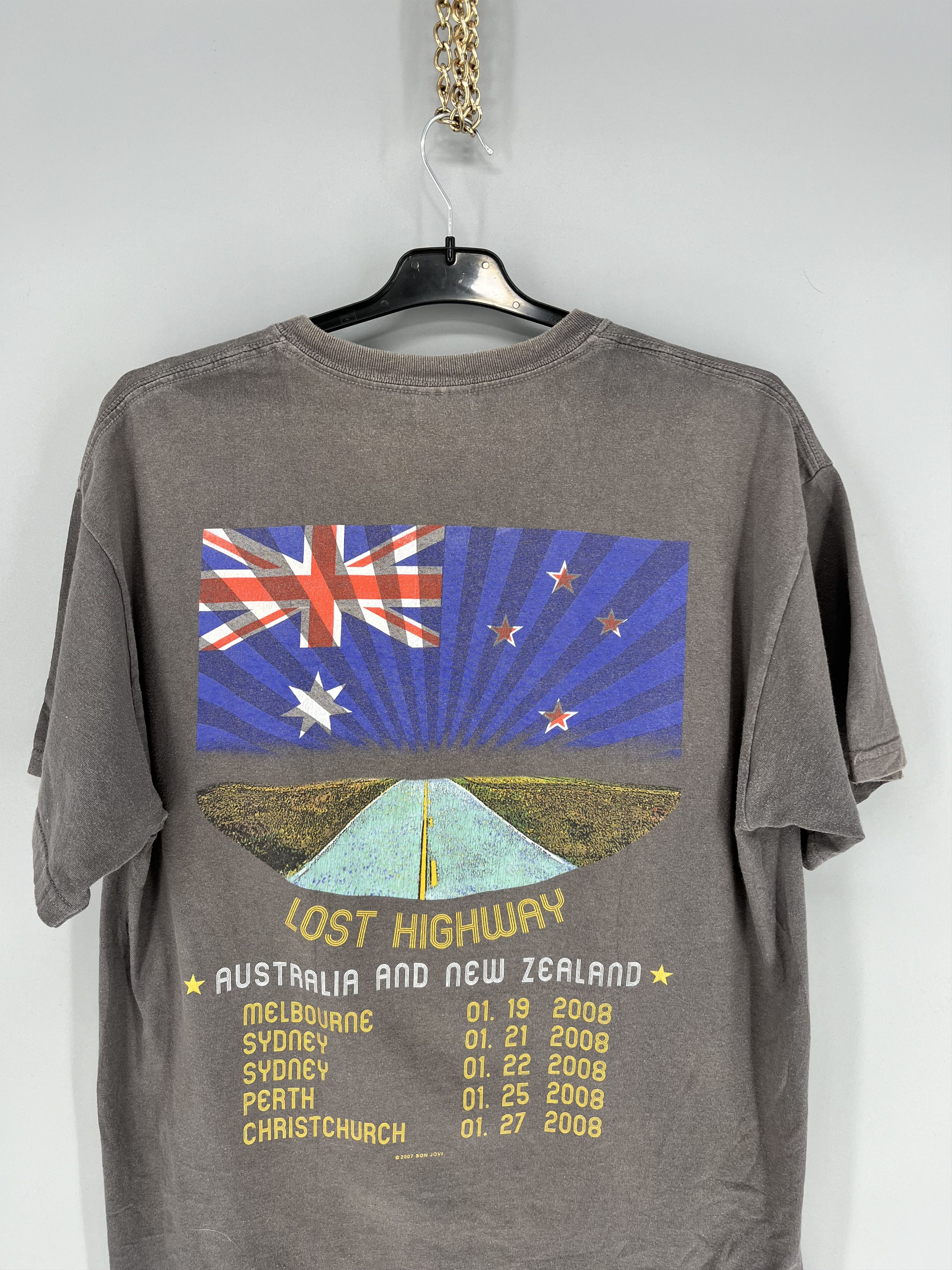 Band Tees BON JOVI Lost Highway 2008 Tour Band T-Shirt Double-sided Size US L / EU 52-54 / 3 - 12 Thumbnail