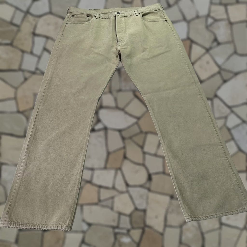 Levi's Levi's 501 Jeans Mens 40x32 Beige Button Fly Straight Denim Medium Wash Pants Size US 40 / EU 56 - 1 Thumbnail
