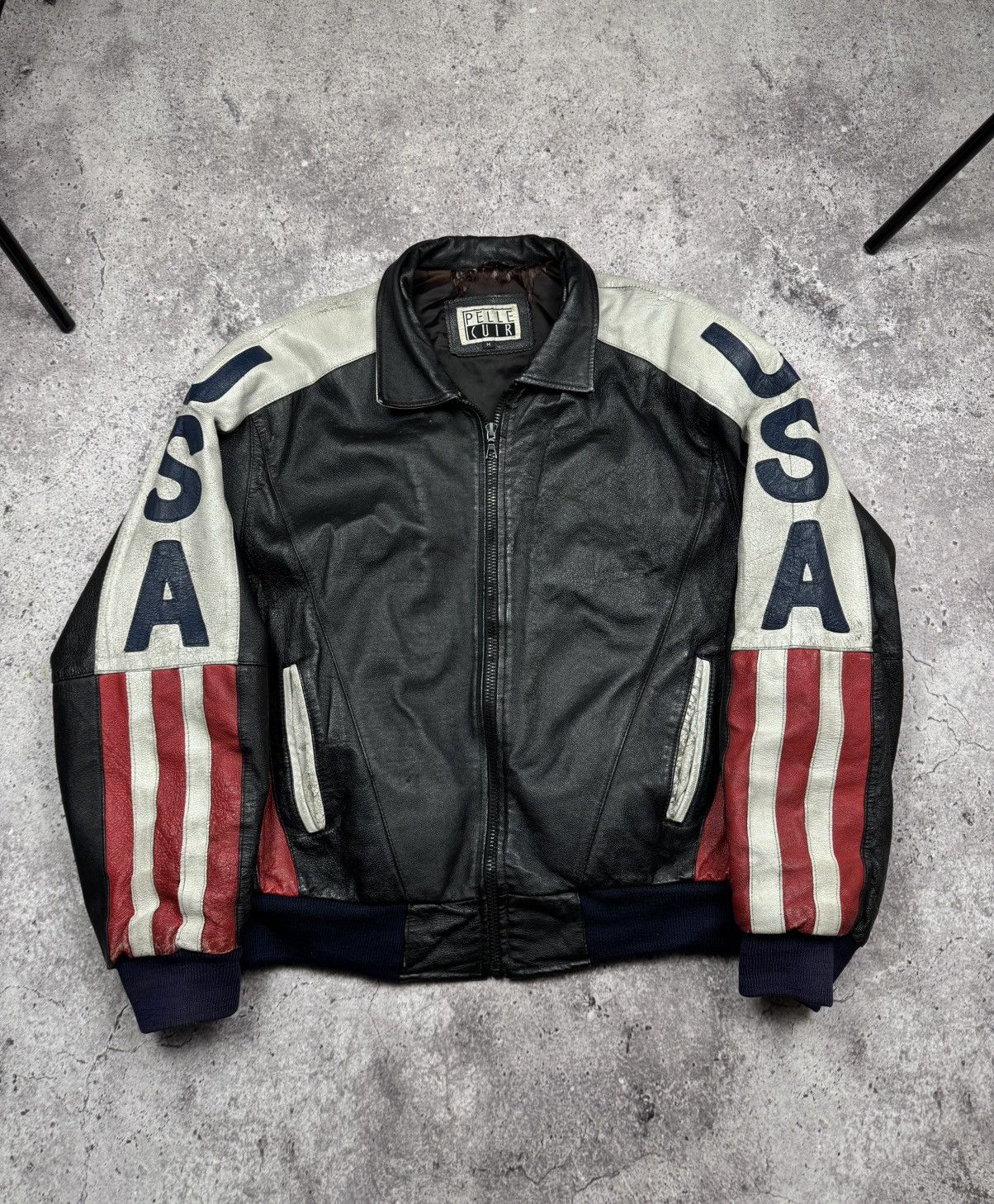 Japanese Brand VINTAGE USA BIG FLAG TRASHED LEATHER BIKER DISTRESSED JACKET Size US M / EU 48-50 / 2 - 4 Thumbnail