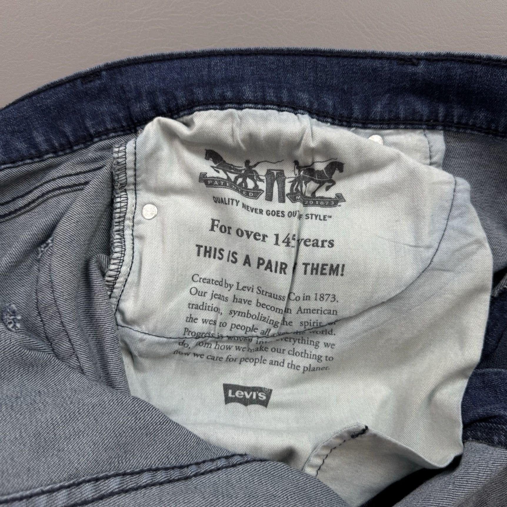 Levi's Levi's 541 Jeans Mens 42x32 Dark Wash Denim Athletic Taper Stretch Casual Jeans Mens Blue 90s Retro USA Jeans Size US 42 / EU 58 - 7 Thumbnail