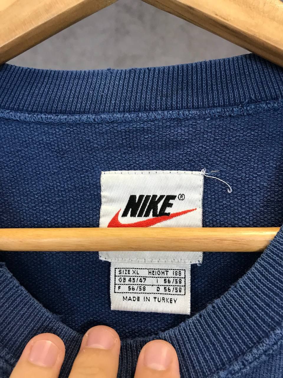 Vintage Nike swoosh big logo vintage sweatshirt Size US XL / EU 56 / 4 - 5 Thumbnail