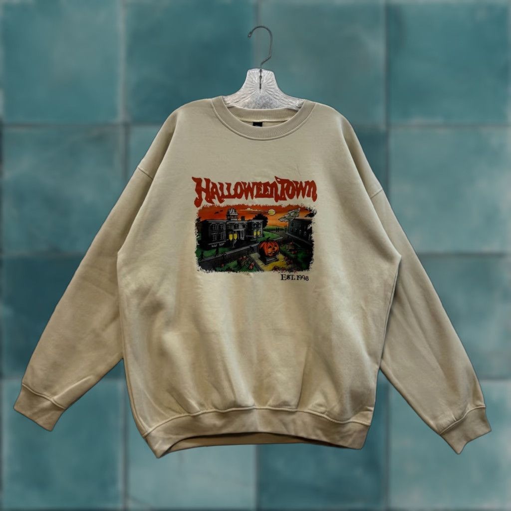 Vintage VINTAGE Halloweentown Sweatshirt Sweater XS Graphic Crewneck Pullover Fall Autumn Ivy Beige Womens XL Halloween Pullover Sweatshirt Size XL / US 12-14 / IT 48-50 - 1 Thumbnail