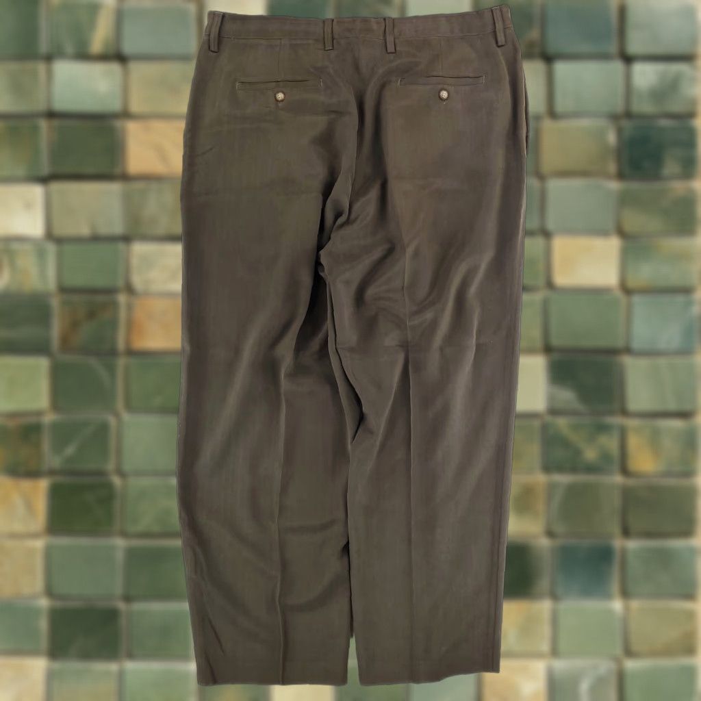 Tommy Bahama Tommy Bahama Pants Silk 40 29 Olive Green Mens Chino Silk 100% Actual 40 x 29 Size US 40 / EU 56 - 1 Thumbnail