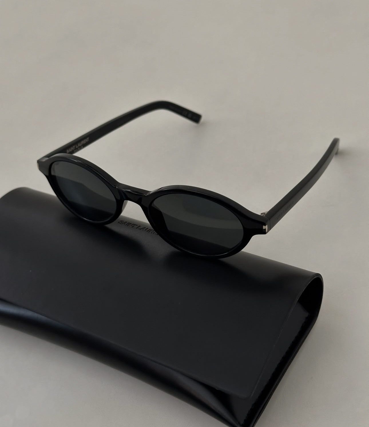 Yves Saint Laurent Saint Laurent JEANNE SUN SL 751 001 Size ONE SIZE - 6 Thumbnail