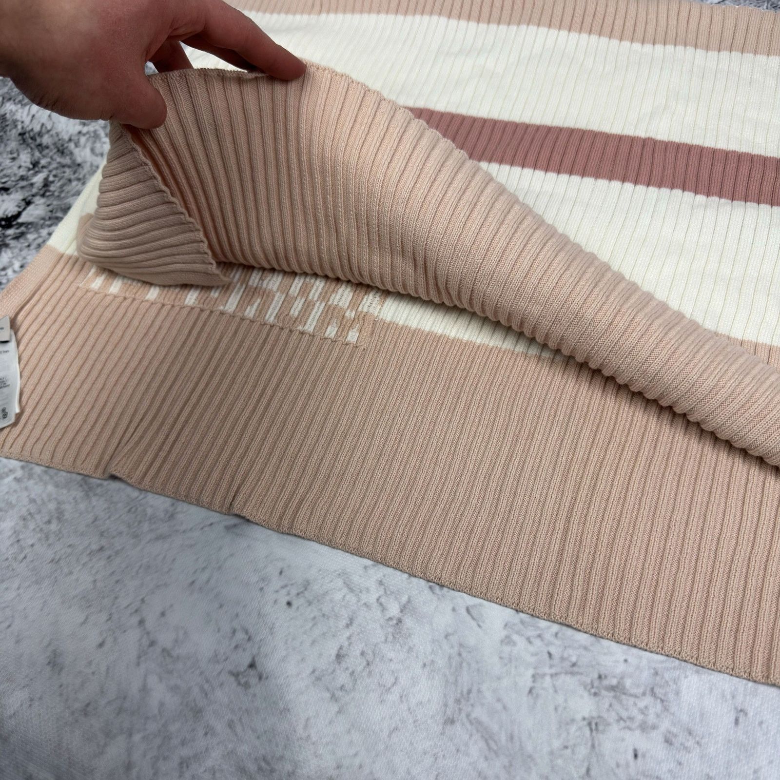 Moncler Moncler Coperta Tricot Women Pink White Cotton Striped Scarf Size ONE SIZE - 7 Thumbnail