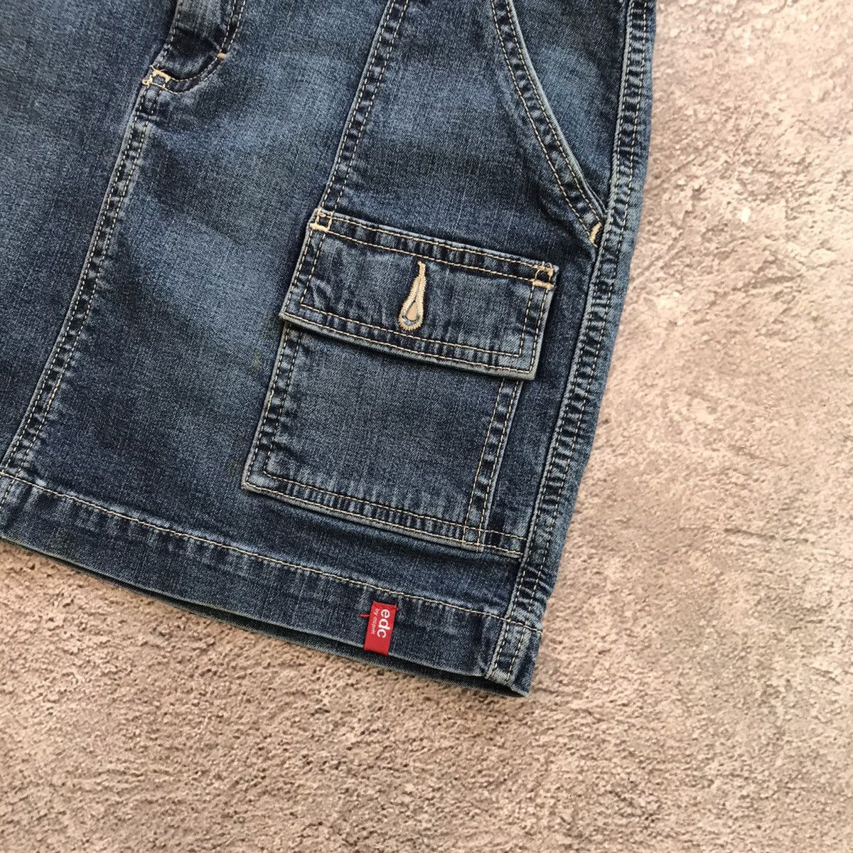 Vintage Y2K Vintage Mini Cargo Skirt Faded Blue Streetwear Slim 27 Size 27" / US 4 / IT 40 - 3 Thumbnail