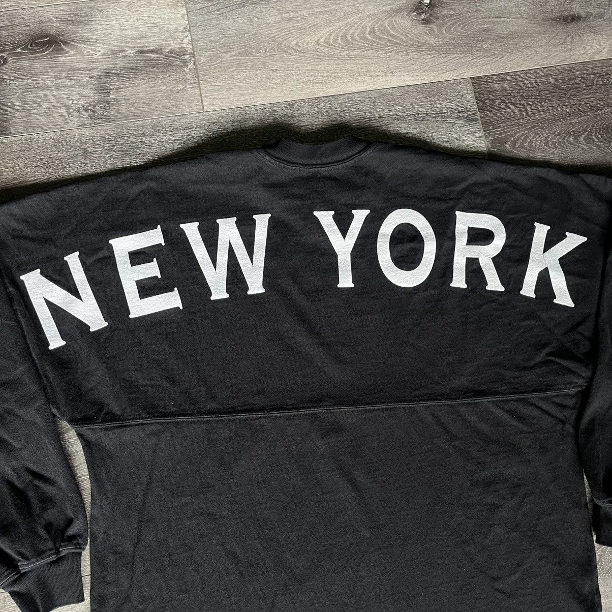 Disney Disney Spirit Jersey New York City Mickey Mouse Longsleeve Size US S / EU 44-46 / 1 - 3 Thumbnail