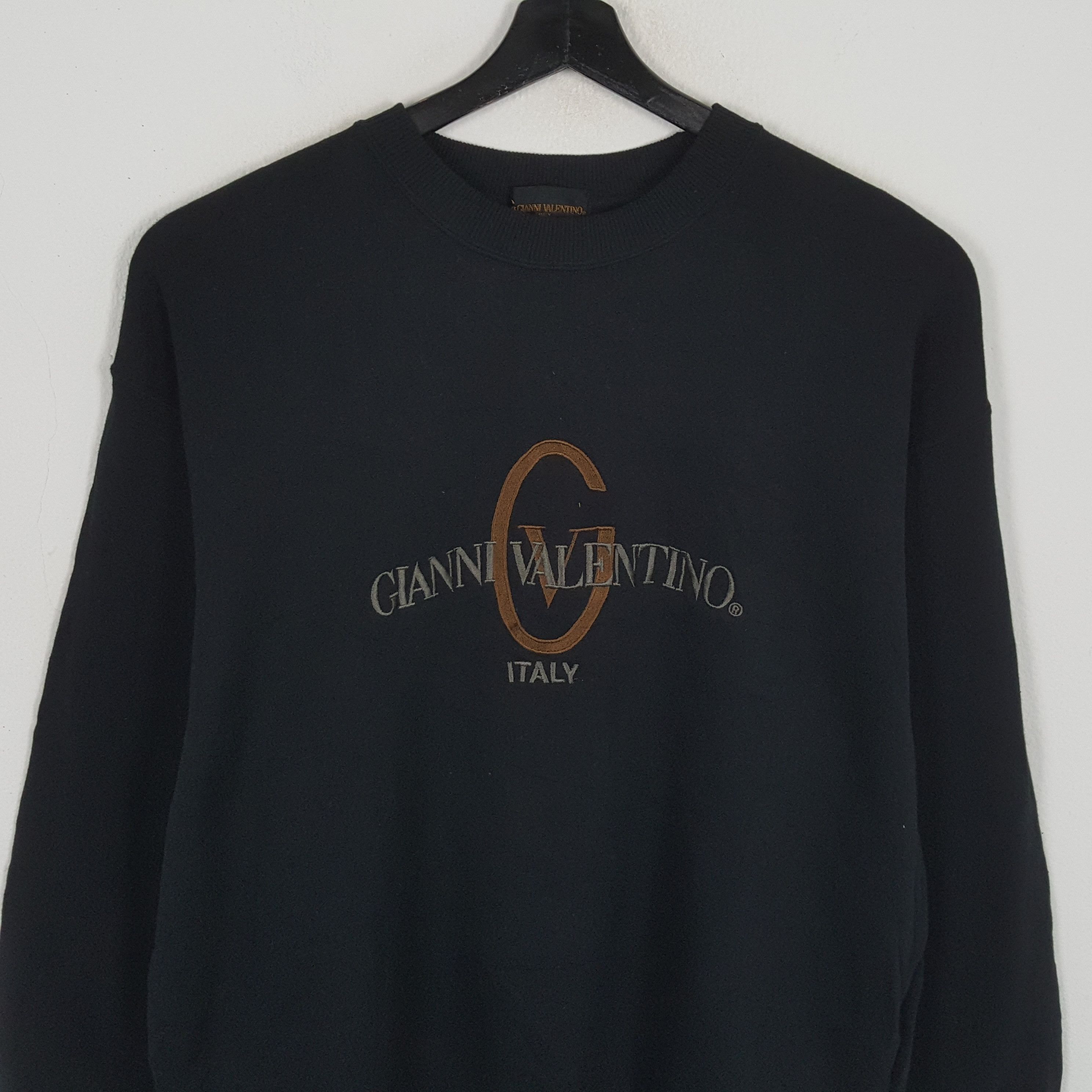 Gianni Valentino × Valentino × Vintage GIANNI VALENTINO Center Logo Spellout Design Sweatshirt Size US XL / EU 56 / 4 - 2 Thumbnail