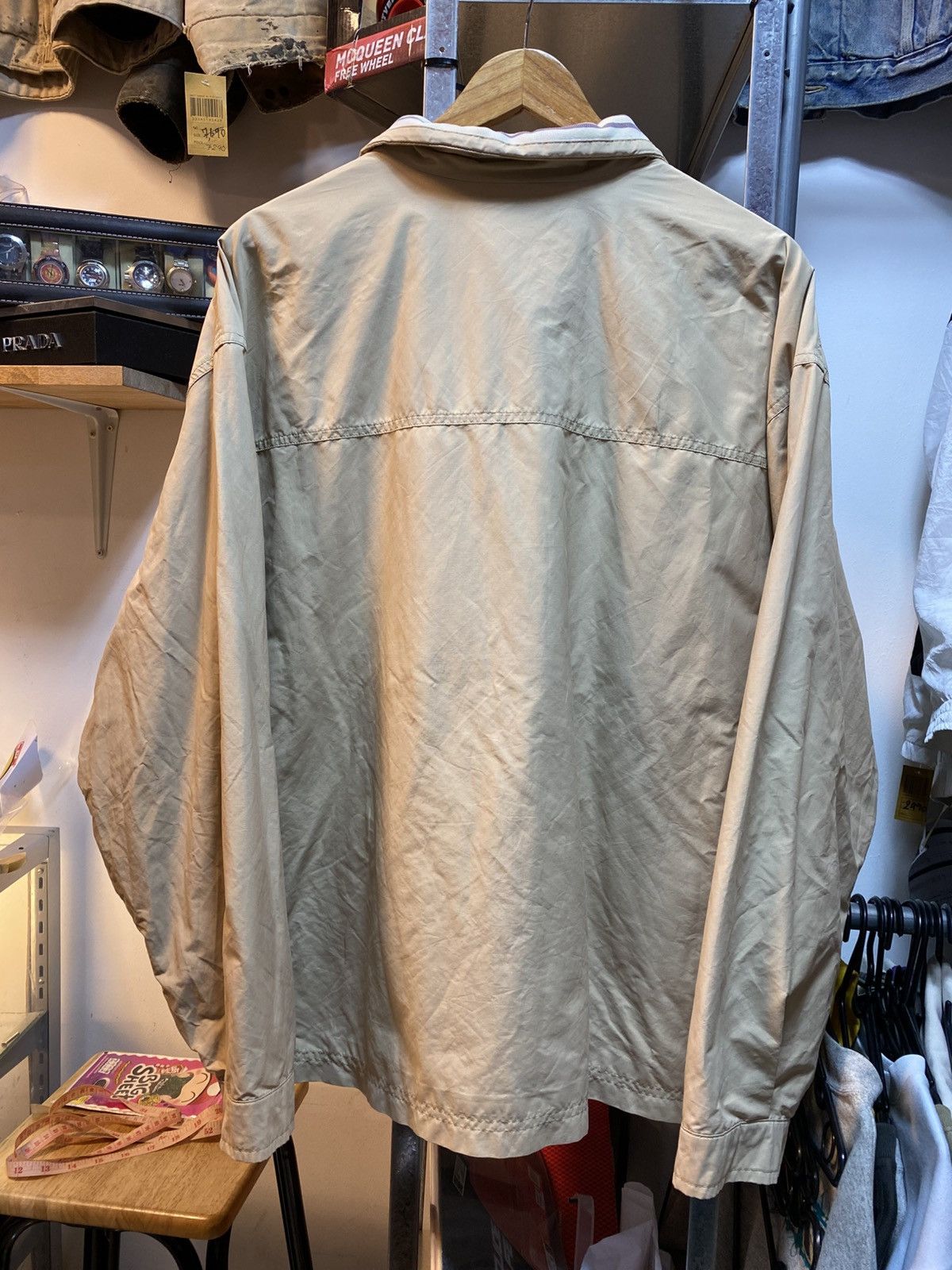 Nike Vintage Nike Swoosh Windbreaker Jacket Size US L / EU 52-54 / 3 - 3 Thumbnail