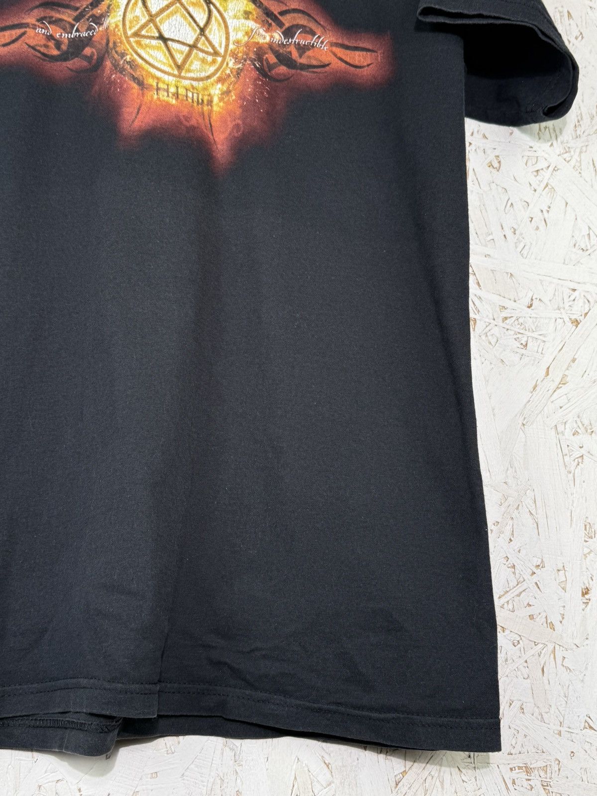 Band Tees 00s Vintage HIM Embrace The Fire Heartagram Band T-Shirt S Size US S / EU 44-46 / 1 - 4 Thumbnail