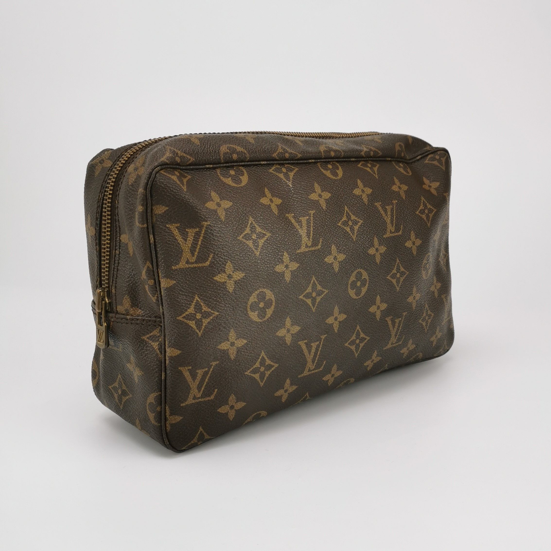 Louis Vuitton Louis Vuitton (LV) TrousseToilette old flower zipper clutch Size ONE SIZE - 1 Thumbnail