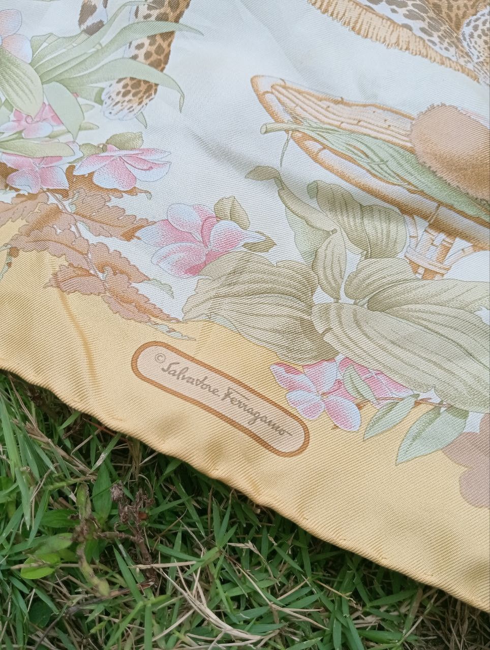 Salvatore Ferragamo VINTAGE SALVATORE FERRAGAMO MINI SILK SCARVES Size ONE SIZE - 3 Thumbnail
