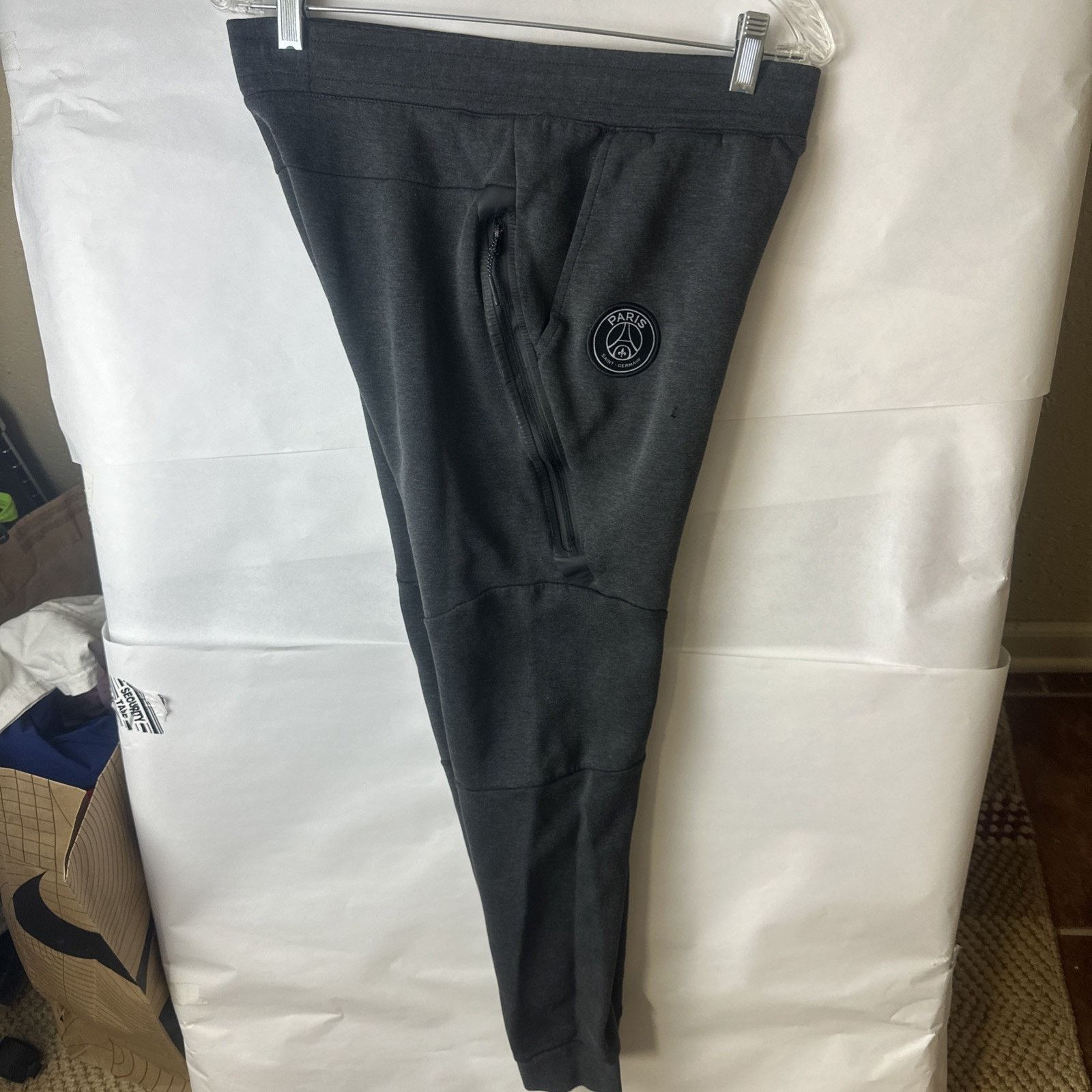 Nike Nike Paris Saint-Germain MENS NIKE TECH FLEECE JOGGERS small Size US S / EU 44-46 / 1 - 10 Thumbnail