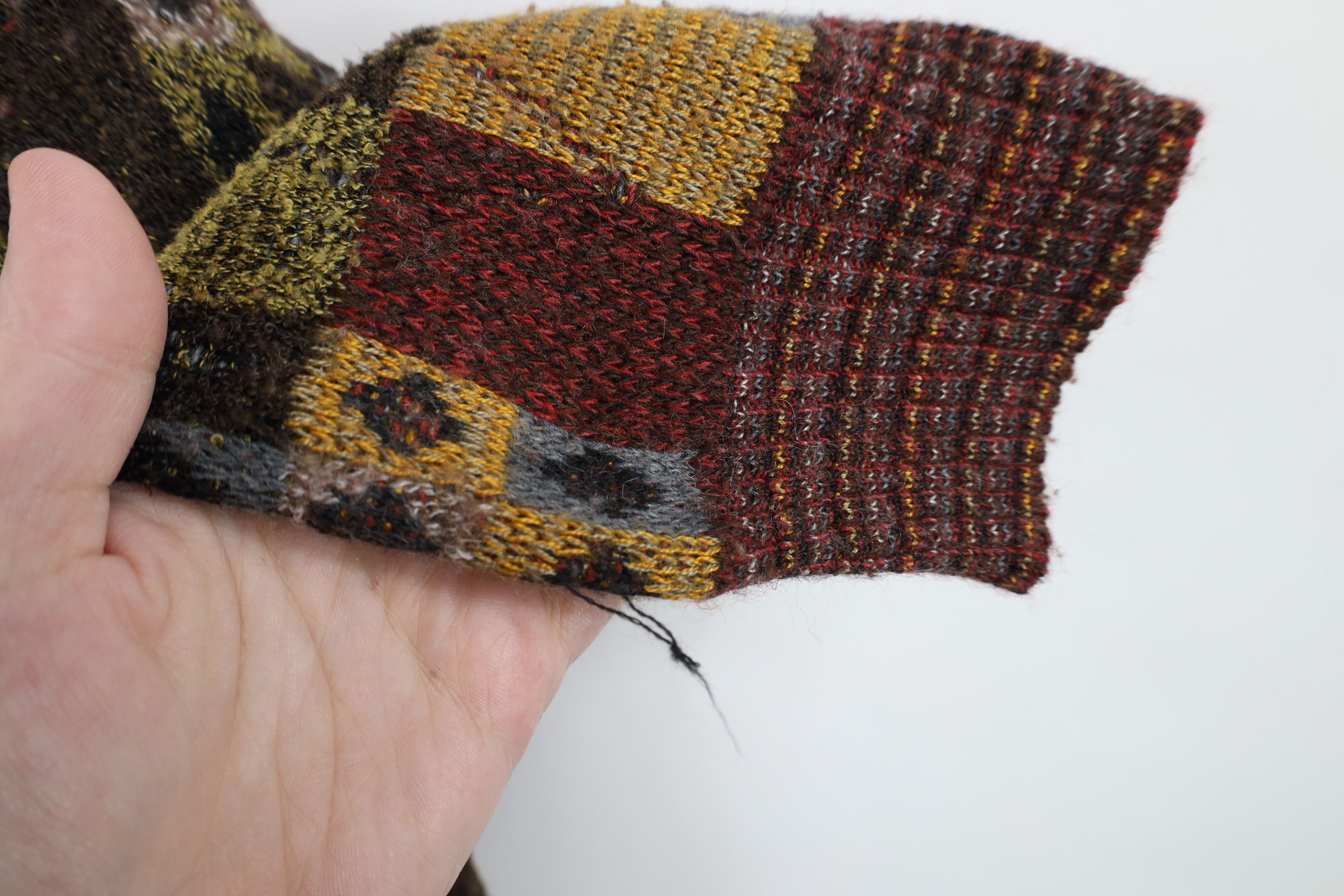 Vintage Vintage 90s Coogi Style Rainbow Checkered Knit Sweater Size US L / EU 52-54 / 3 - 5 Thumbnail