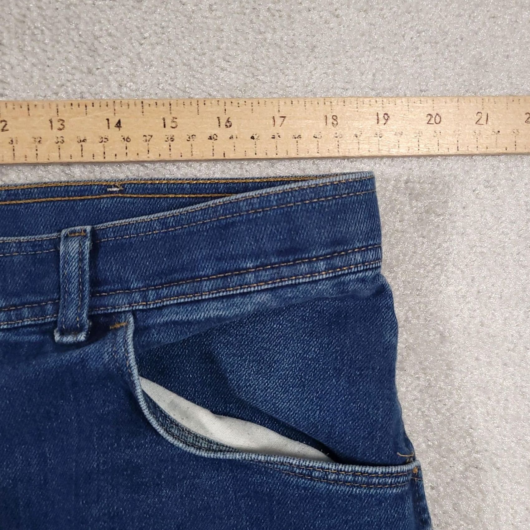 Wrangler Wrangler Jeans Mens 38x30 Blue Denim Straight Leg Classic Fit Pants Distressed VINTAGE? No — use non-vintage. Size US 38 / EU 54 - 7 Thumbnail