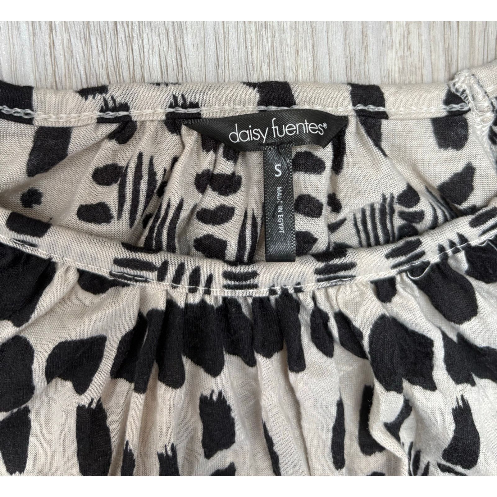 Other Daisy Fuentes | Geometric Print Puff Sleeve Blouse | Small Size S / US 4 / IT 40 - 3 Thumbnail