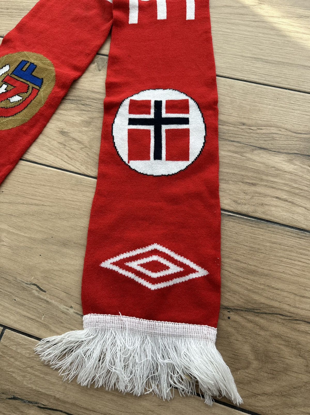Umbro Norway National Team Umbro Scarf Football Soccer Size ONE SIZE - 2 Thumbnail
