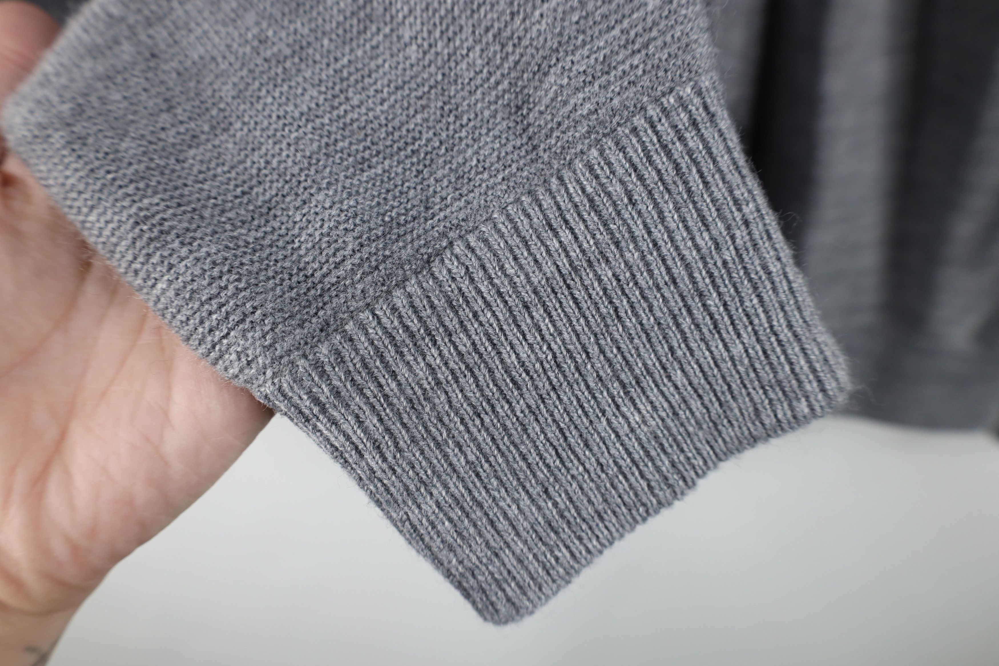 Vintage Vintage 90s Streetwear Button Cardigan Sweater Gray Acrylic Size US M / EU 48-50 / 2 - 5 Thumbnail