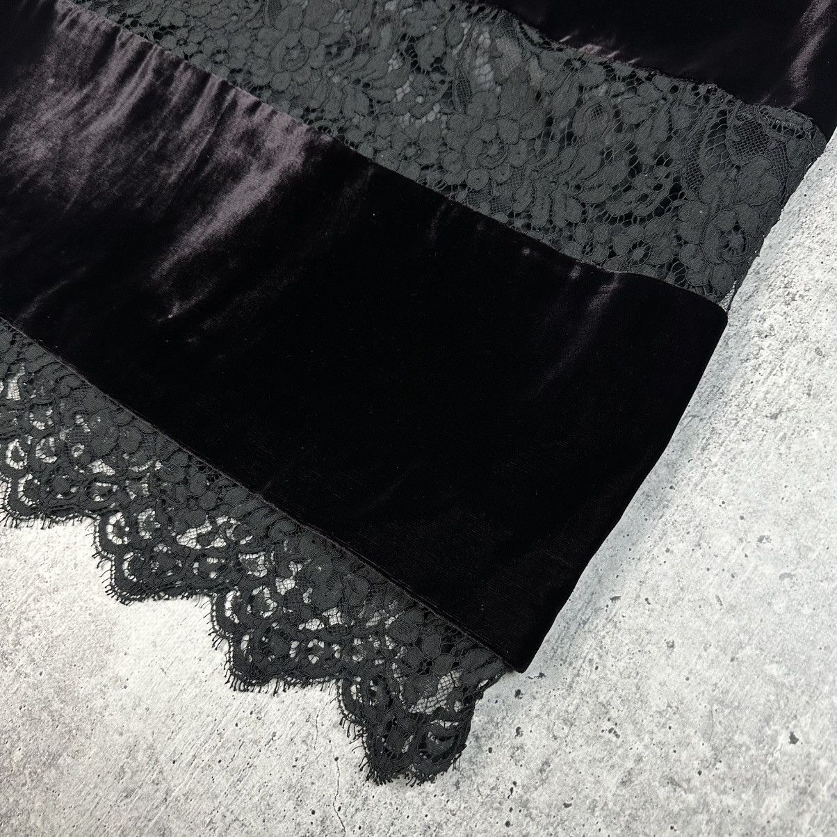 Dolce & Gabbana Dolce Gabbana Velvet Mid-length Skirt Dark Purple Size 30" / US 8 / IT 44 - 15 Thumbnail